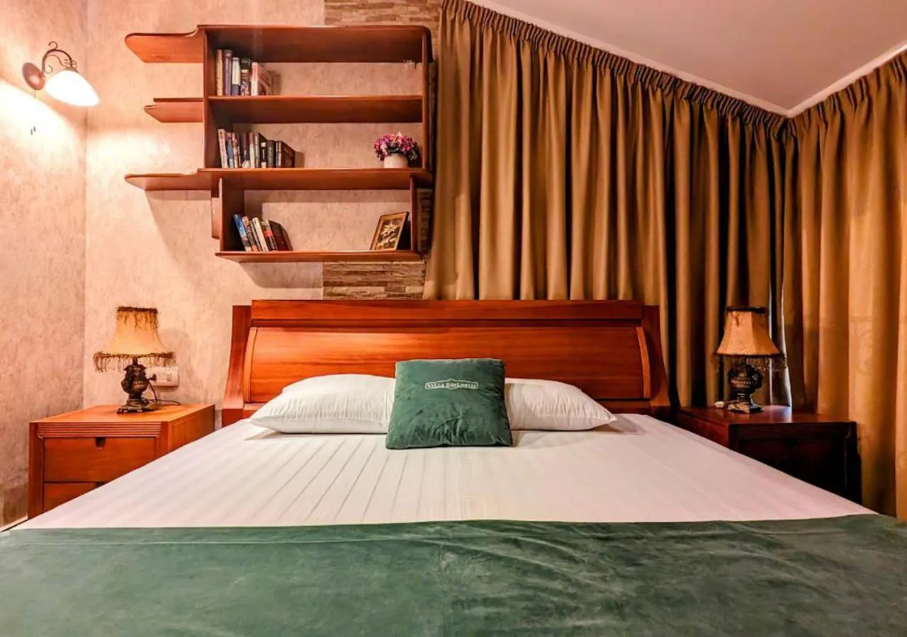 Bedroom, Bed in Villa Edelweiss