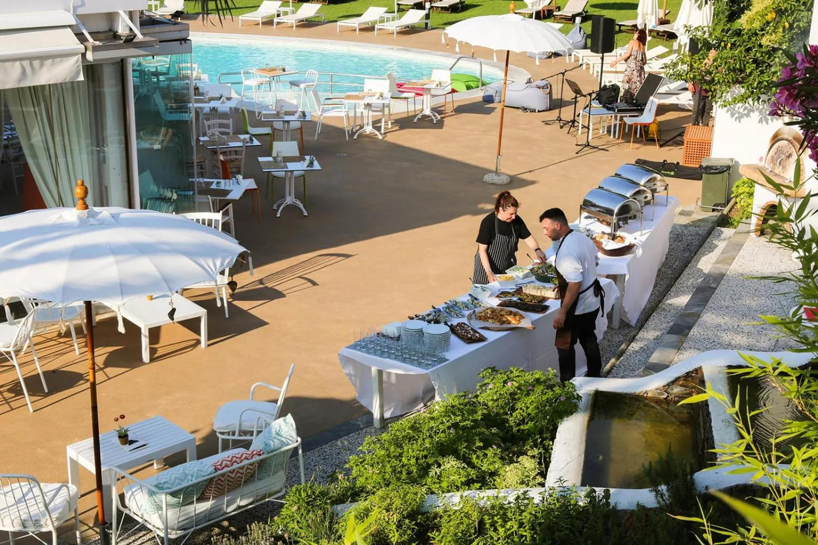 Restaurant/places to eat in Mandraki Village Boutique Hotel