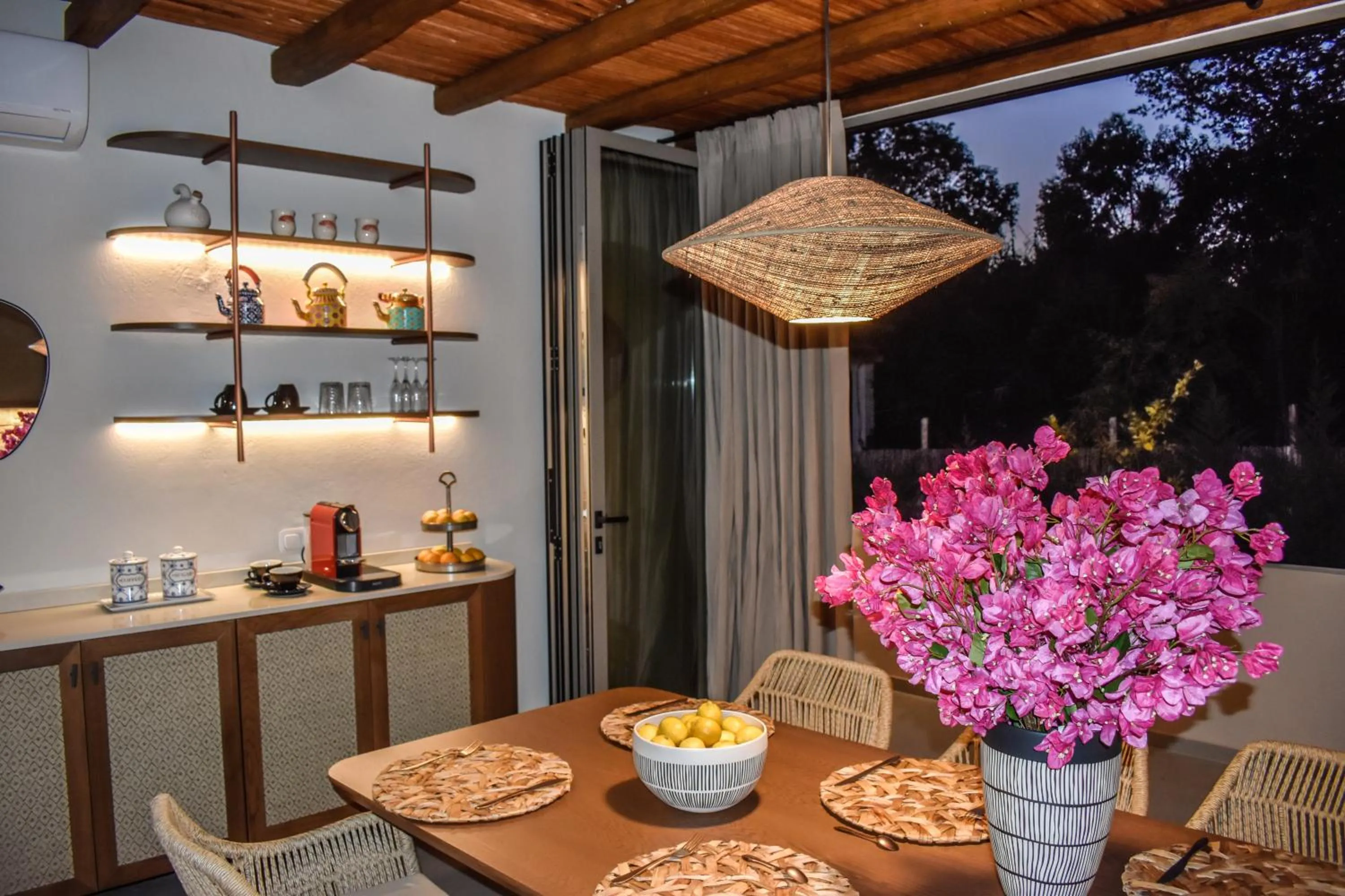 Kitchen or kitchenette in Mandraki Village Boutique Hotel