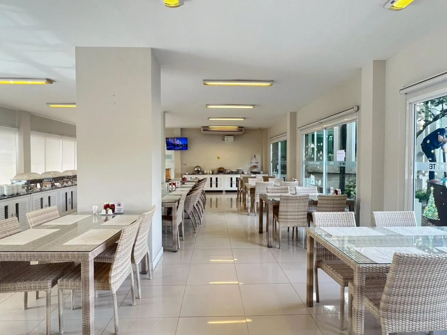 Restaurant/places to eat in Harmony Resort Hotel
