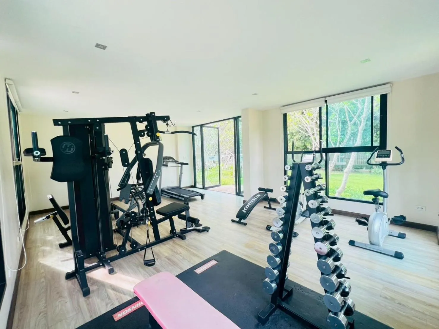 Fitness centre/facilities in Harmony Resort Hotel