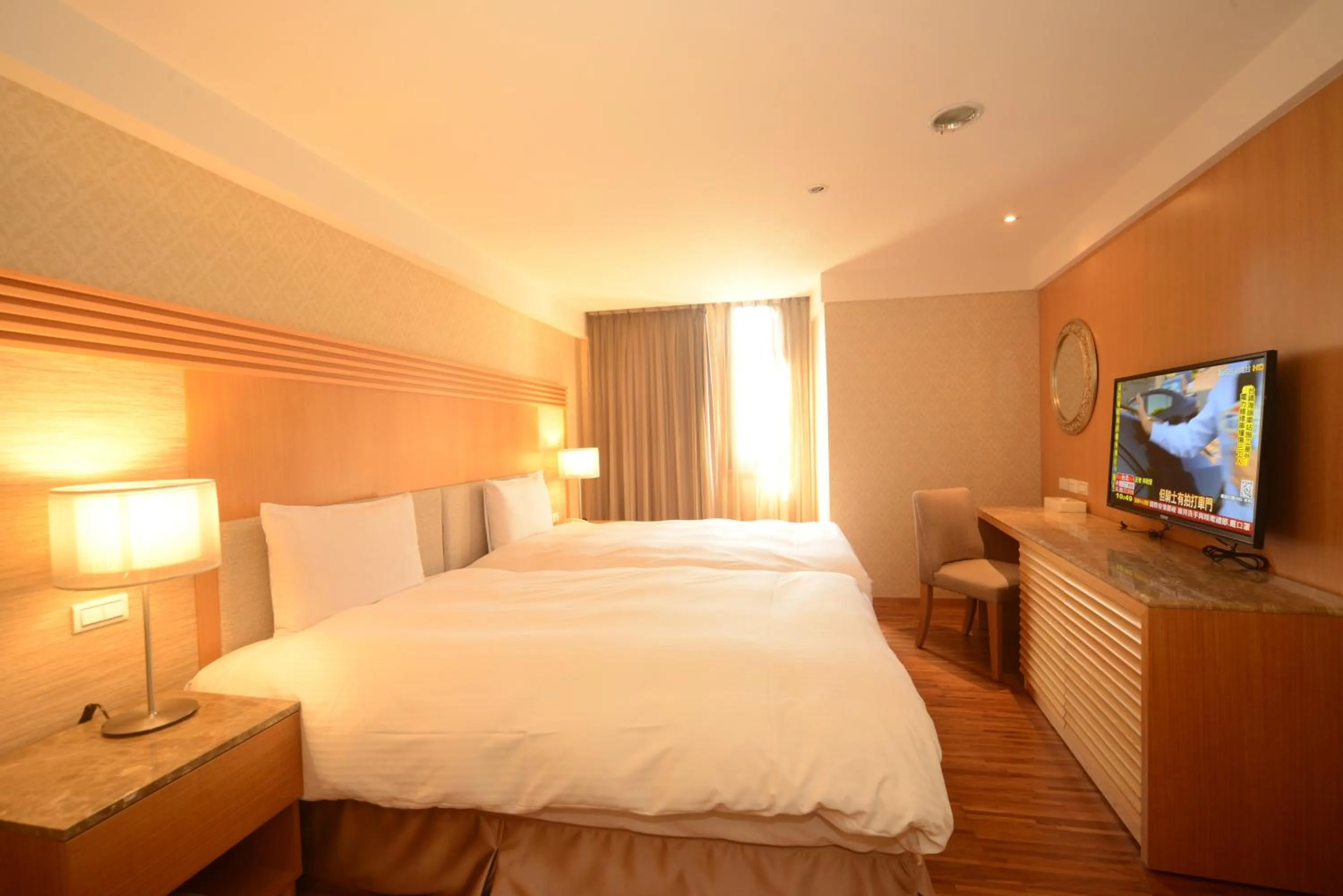 Photo of the whole room, Bed in Apollo Hotel