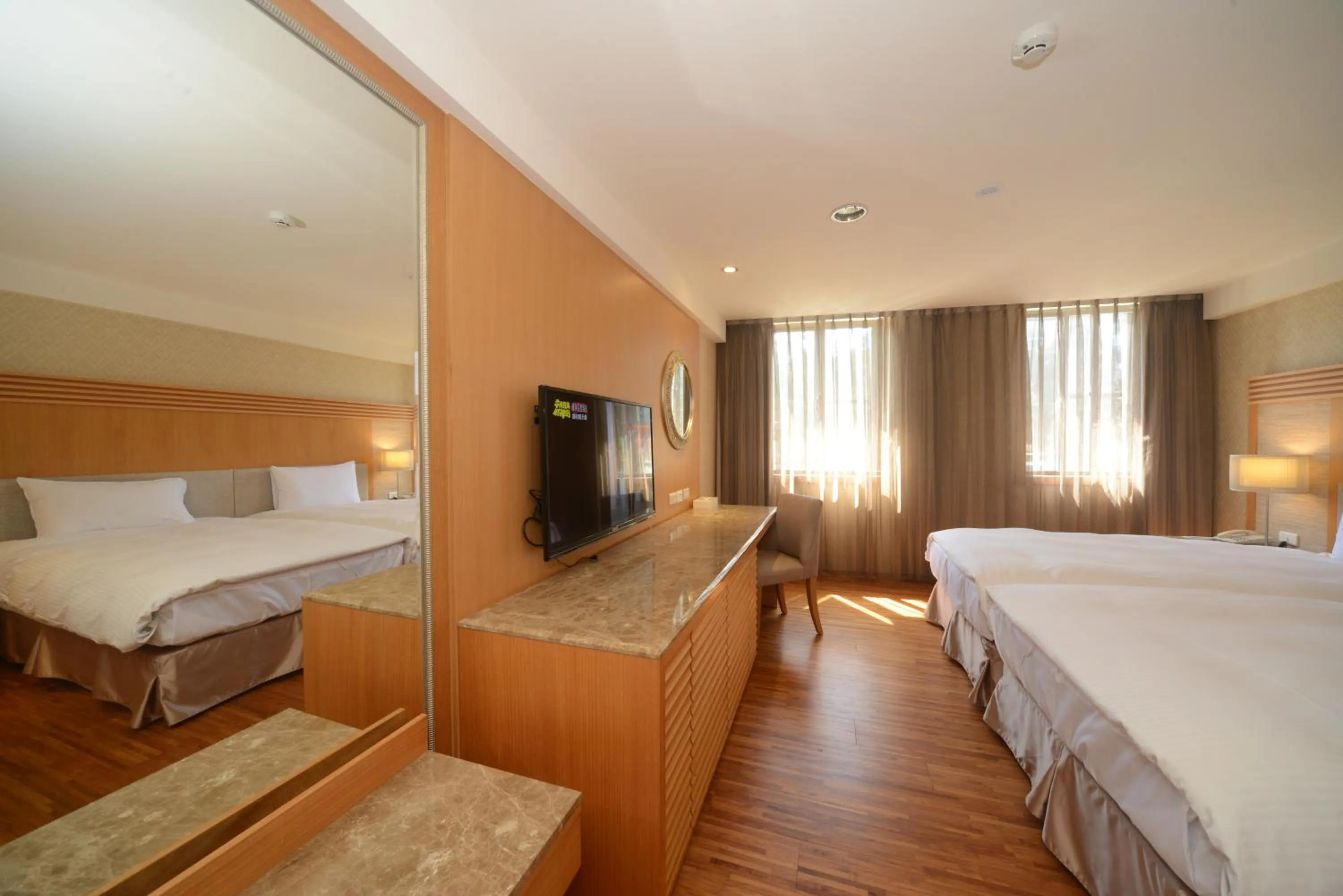 Photo of the whole room, Bed in Apollo Hotel