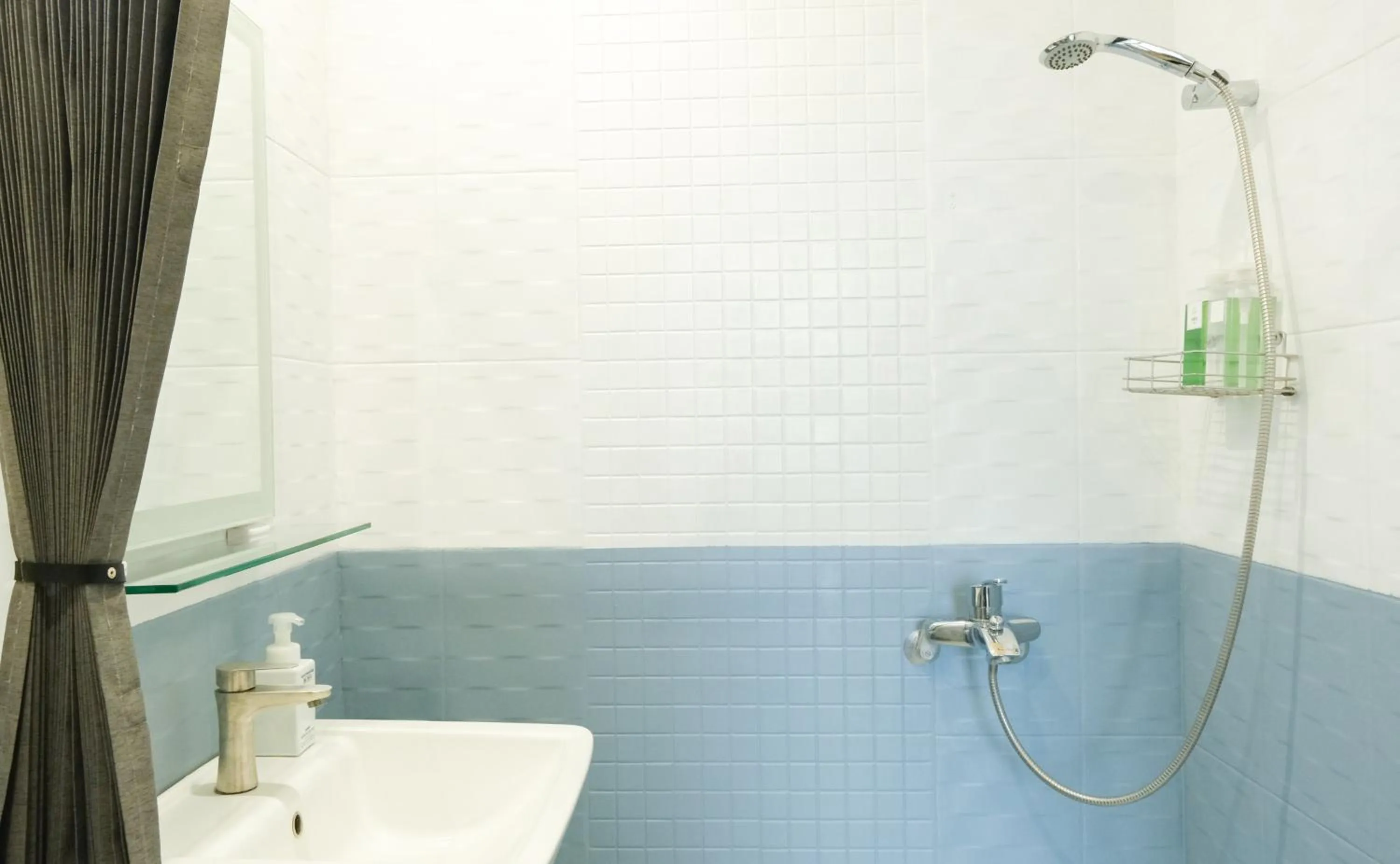 Bathroom in Cozy Blue B&B
