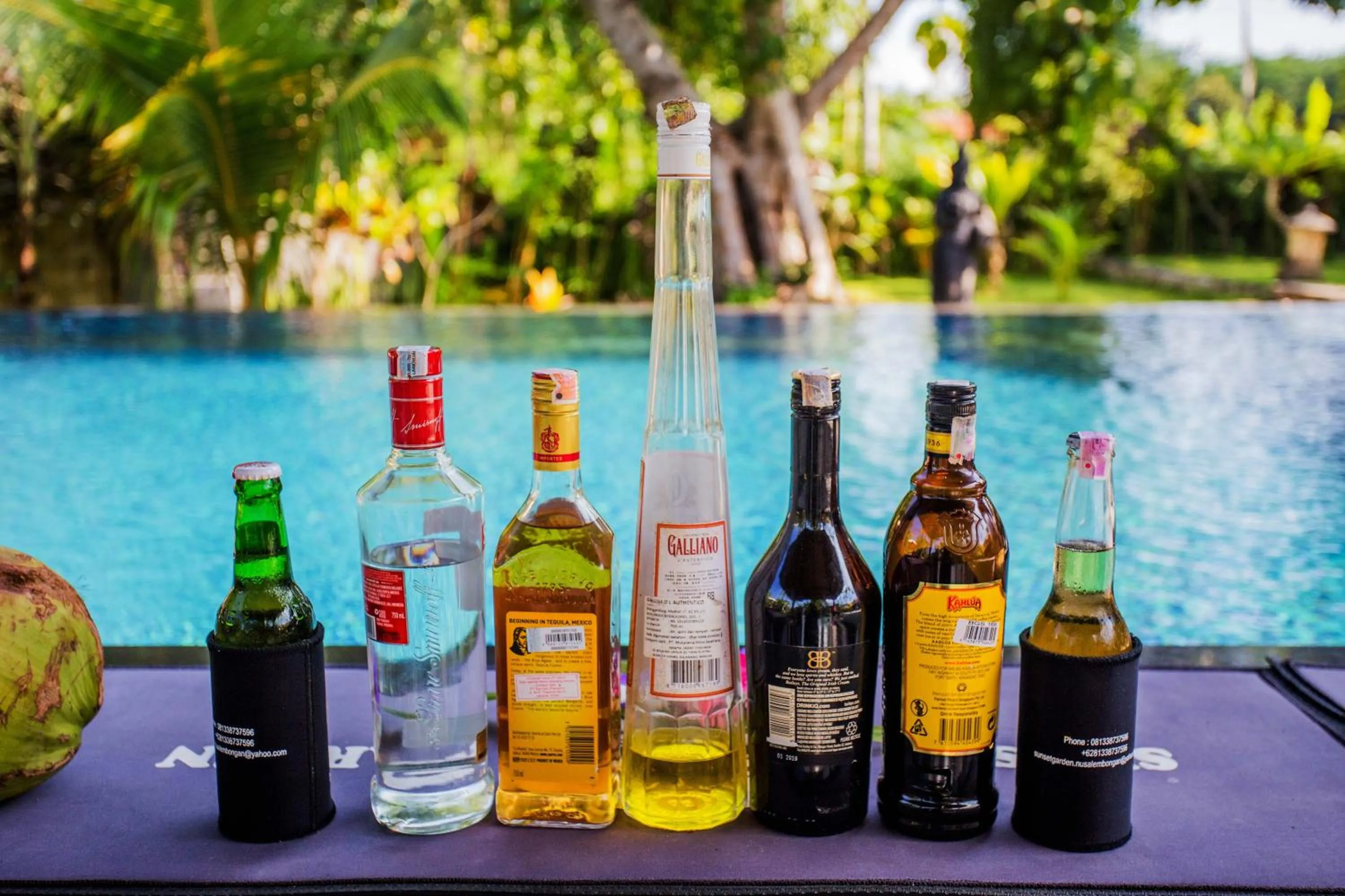 Drinks in Sunset Garden Nusa Lembongan