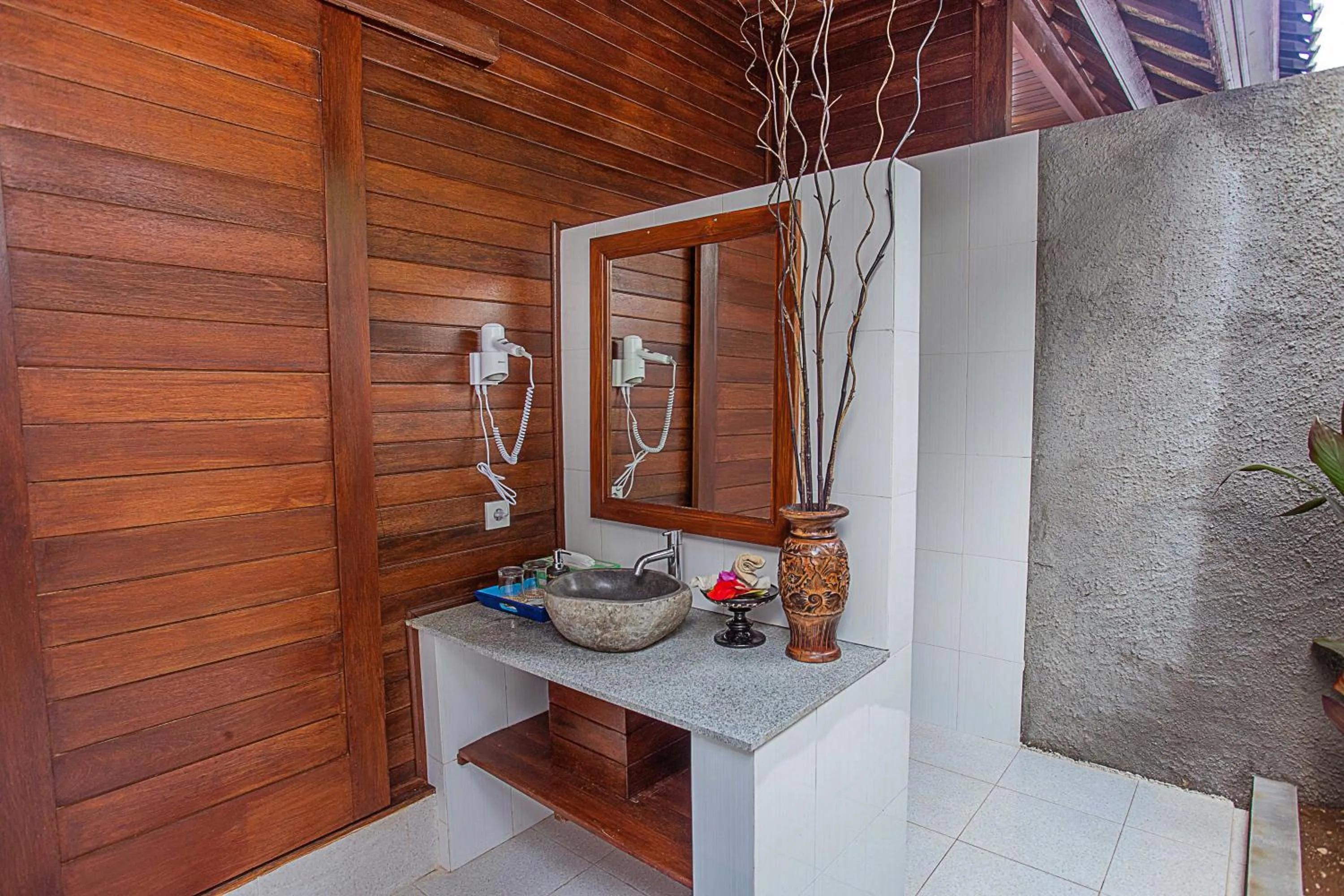 Sunset Garden Nusa Lembongan