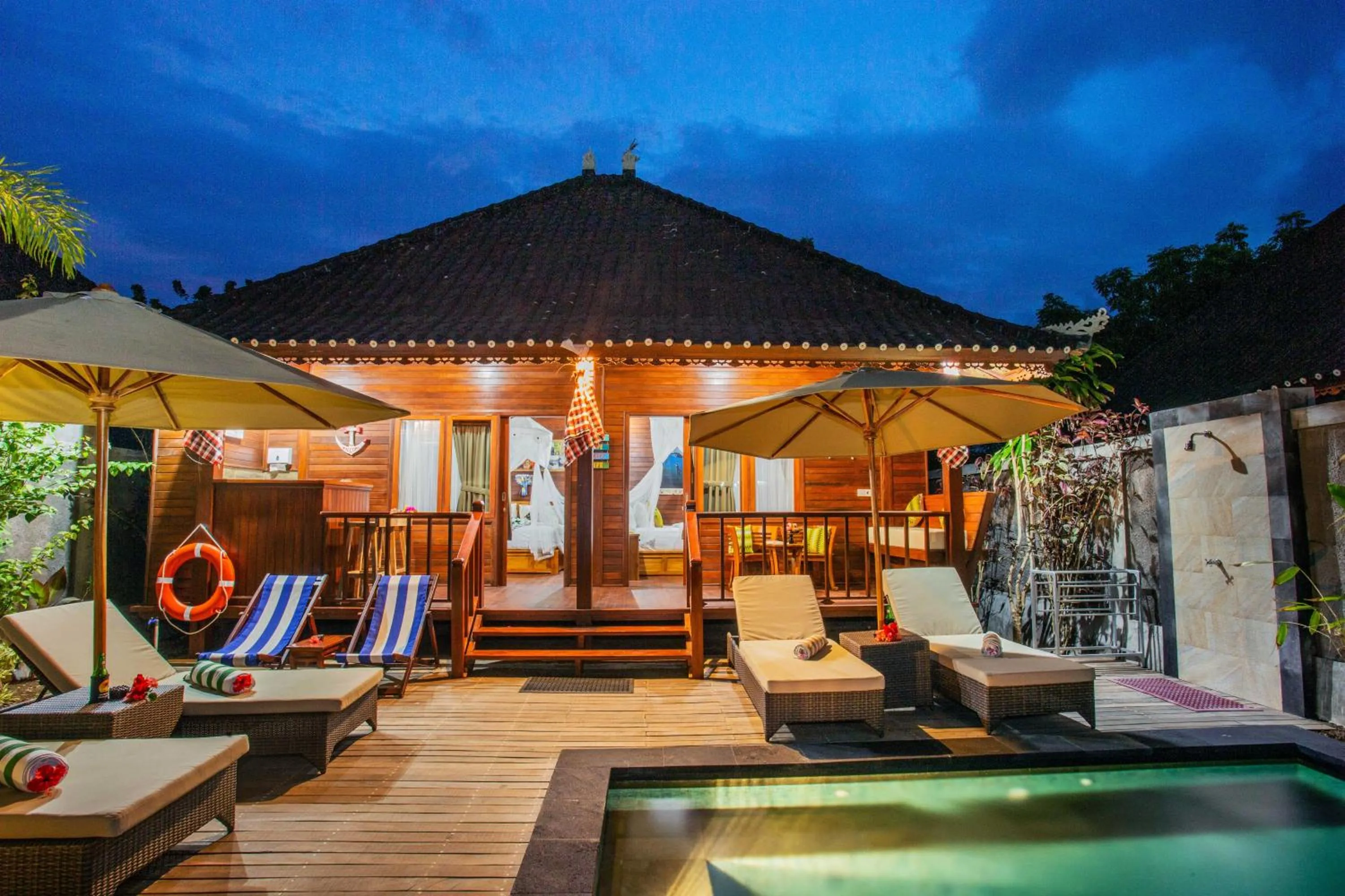 Sunset Garden Nusa Lembongan