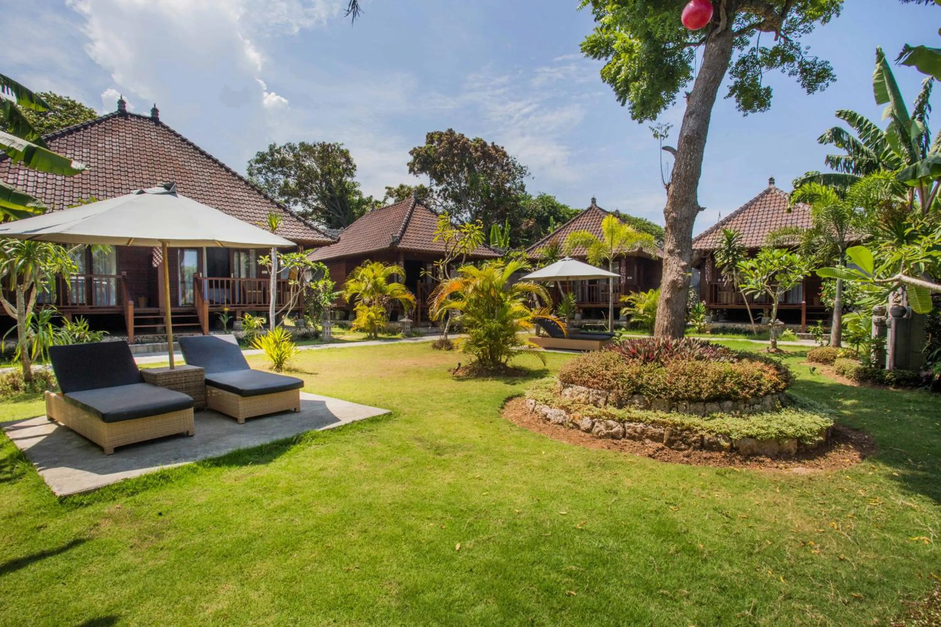 Sunset Garden Nusa Lembongan