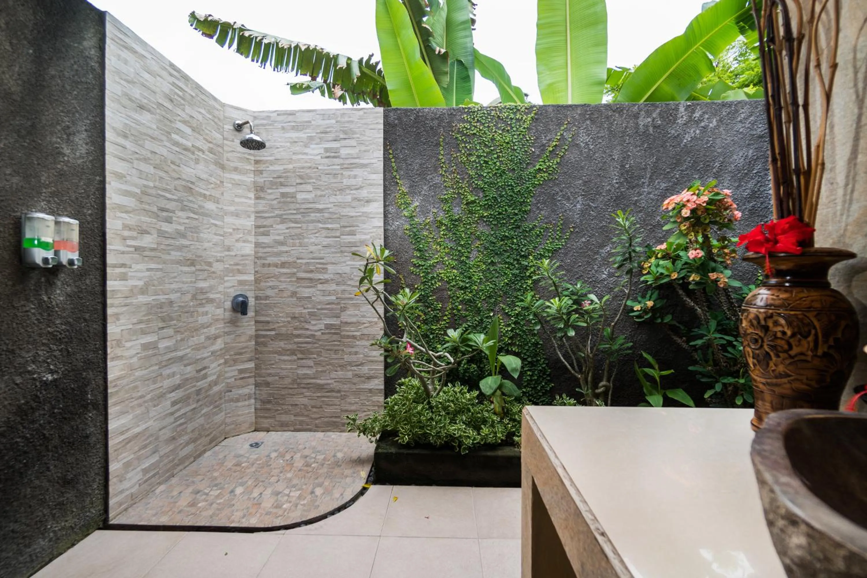 Sunset Garden Nusa Lembongan