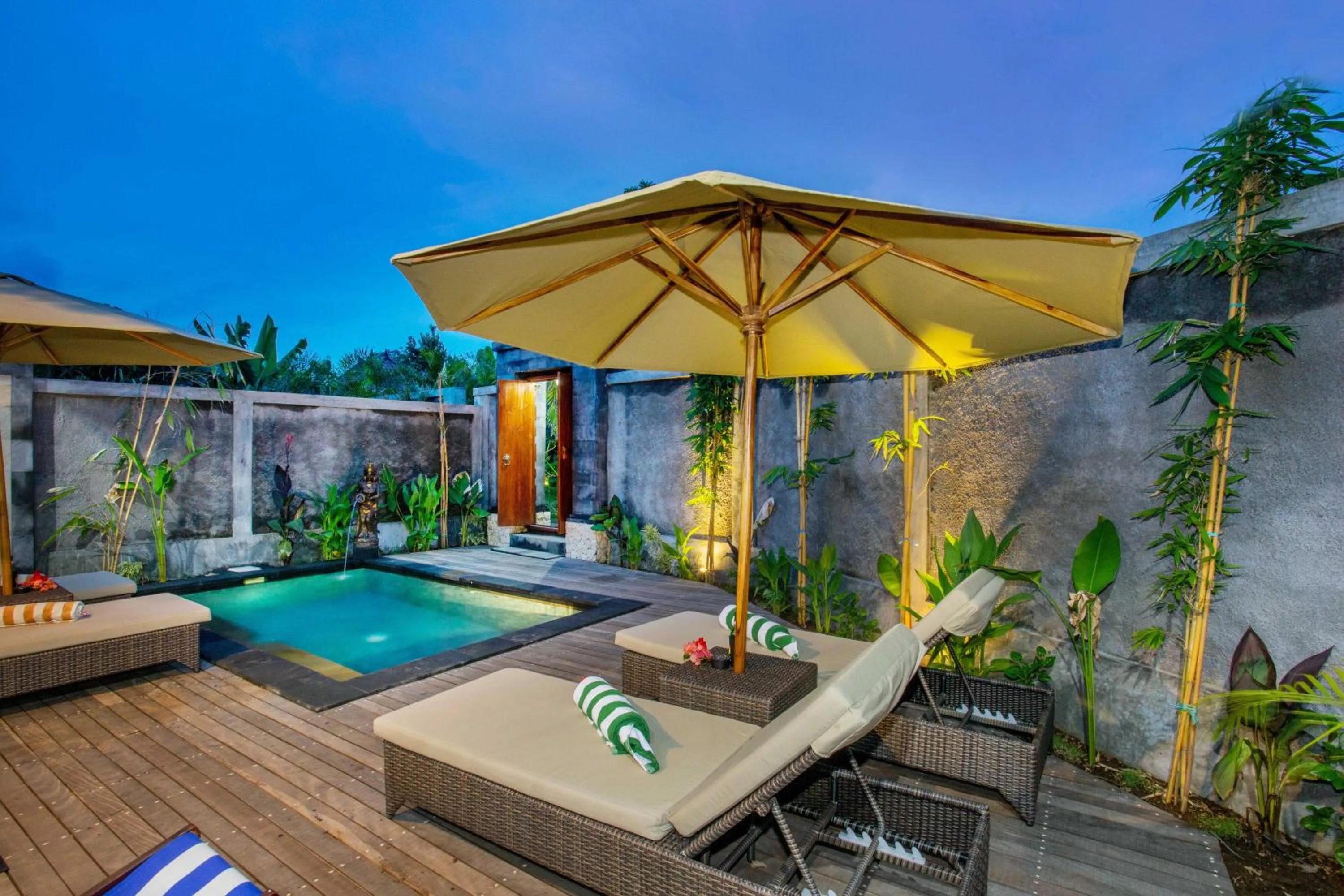 Sunset Garden Nusa Lembongan