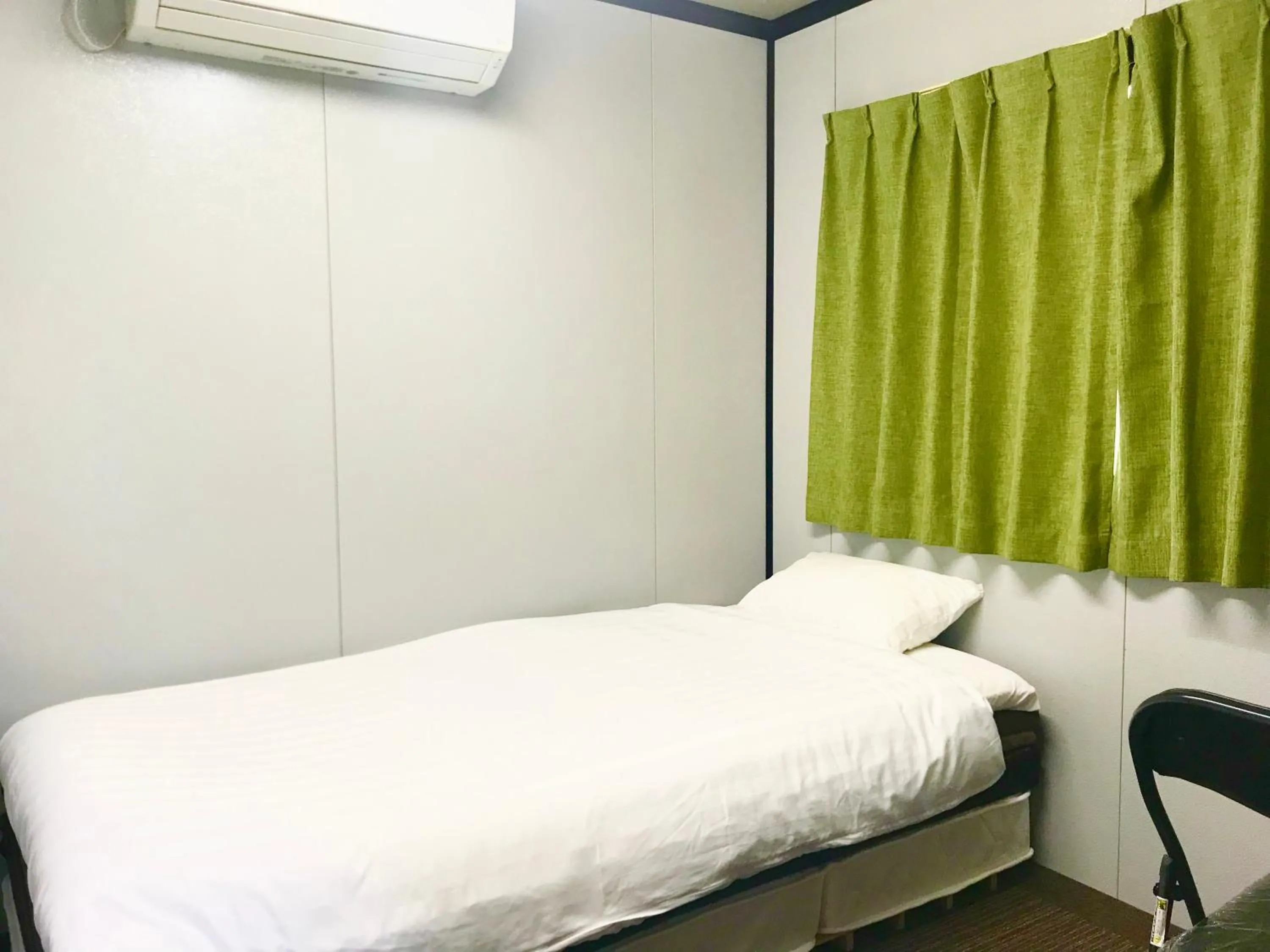 Bed in NOW TRAVEL ShinOsaka