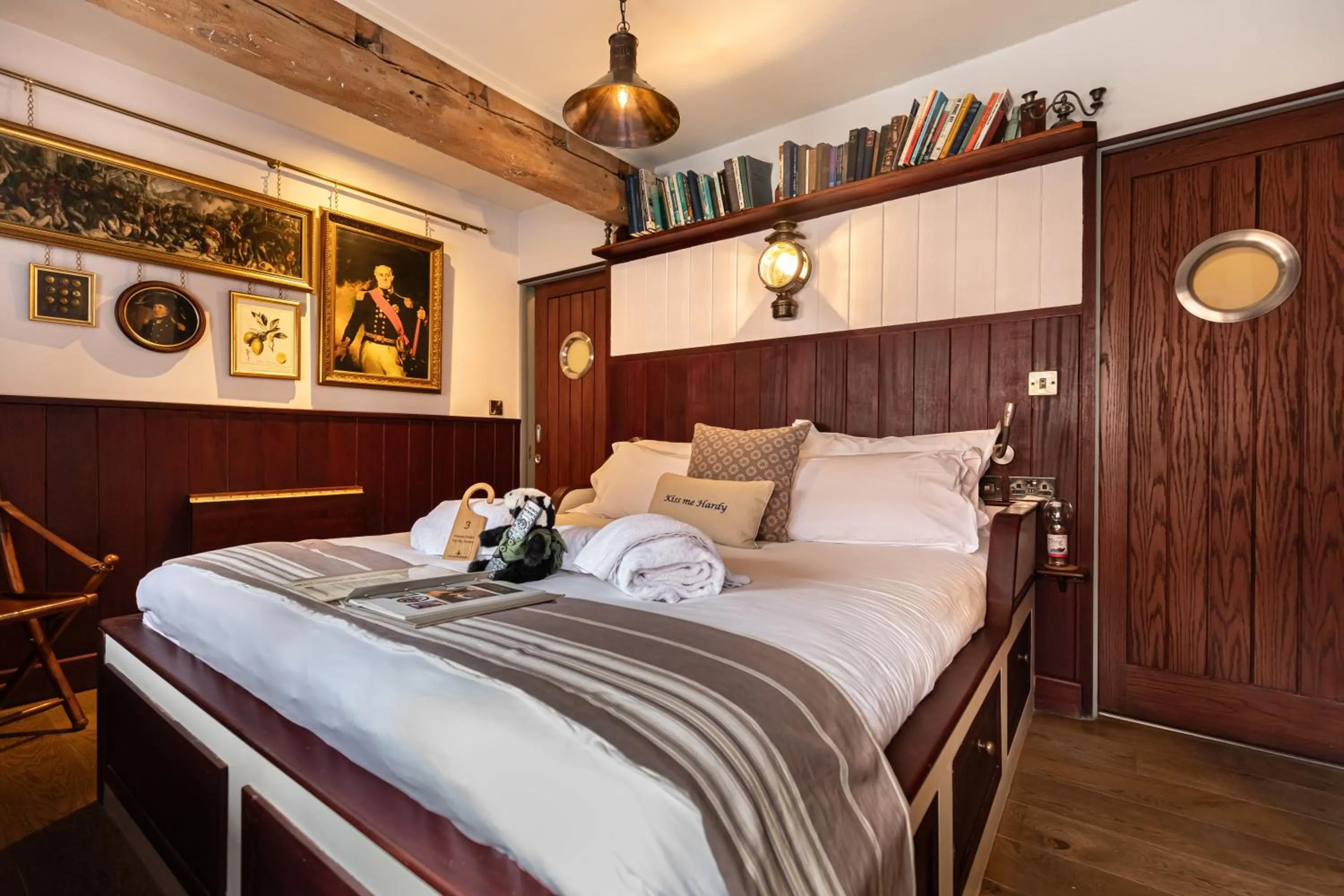 Bedroom, Bed in 1777. At The Albion