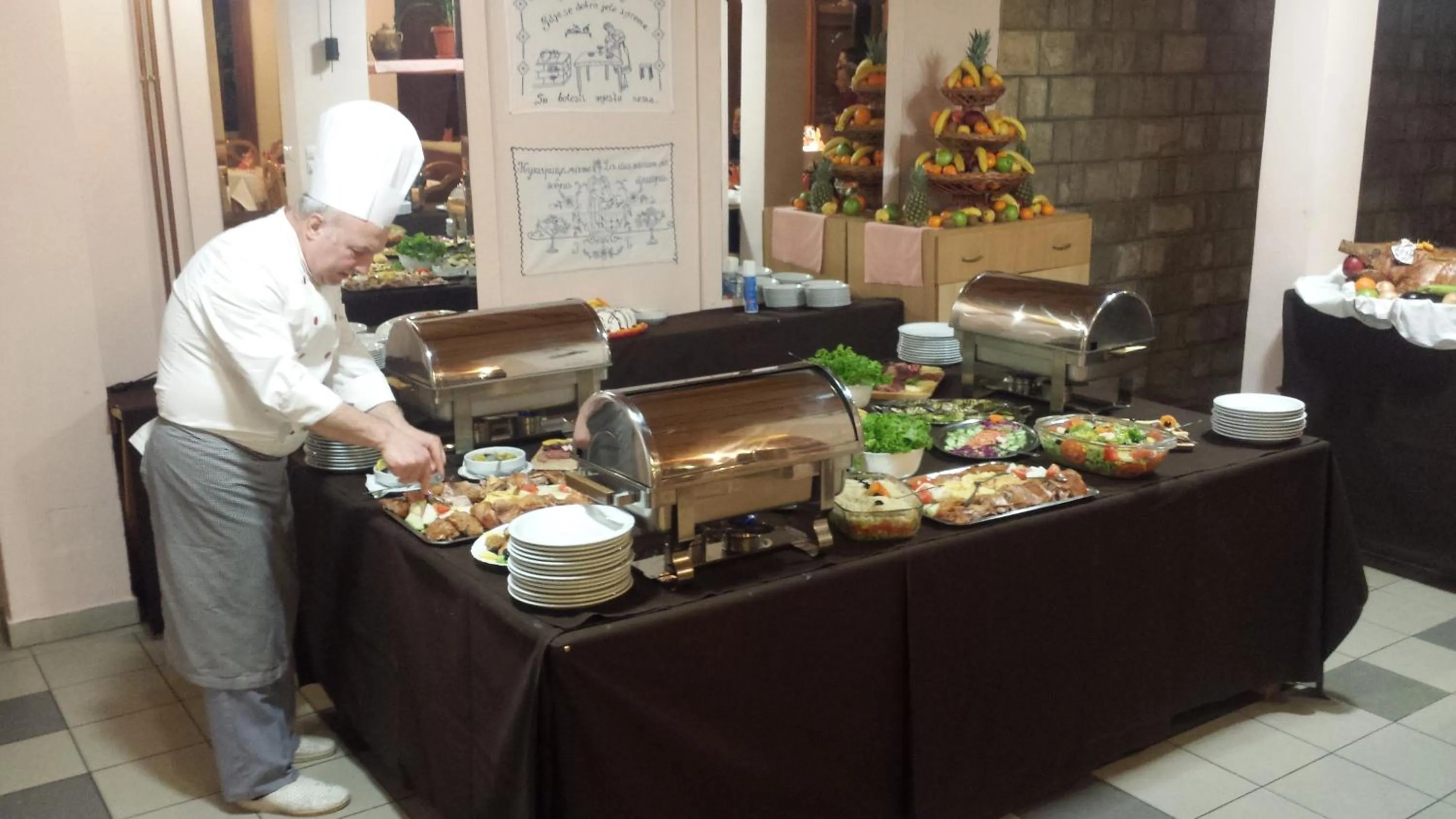 Restaurant/places to eat in Hotel Dva Javora