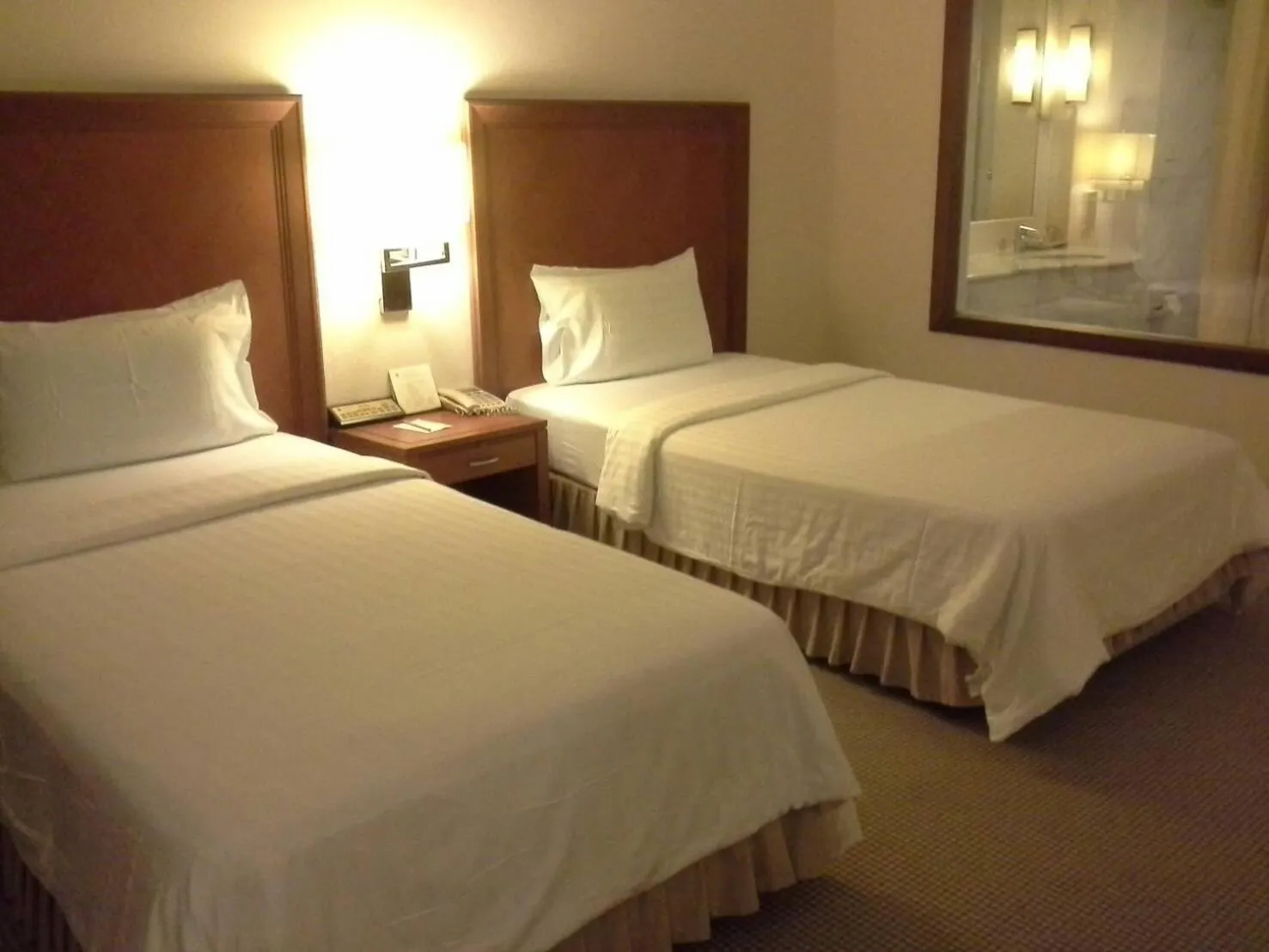 cot, Bed in Grand Mandarin Betong Hotel