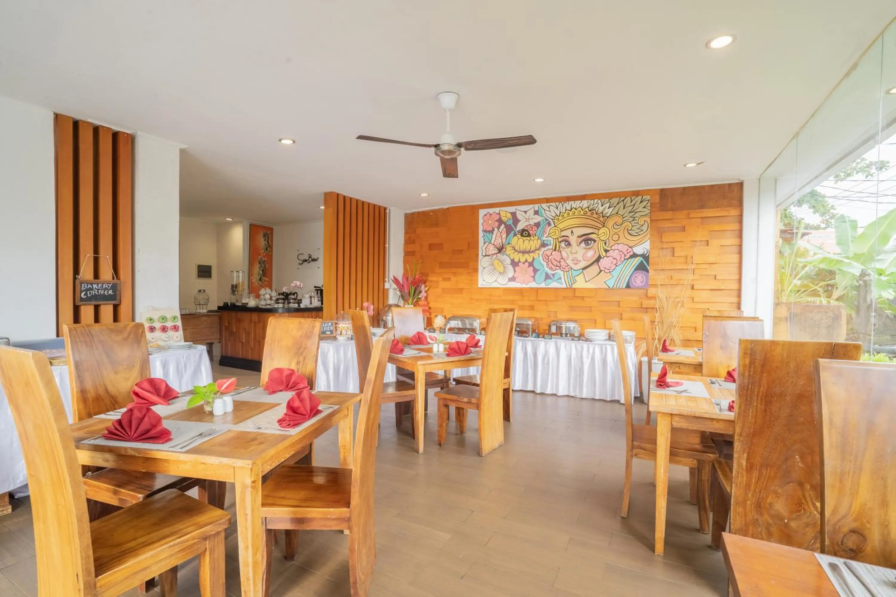 Restaurant/places to eat in Swiss-Belinn Seminyak