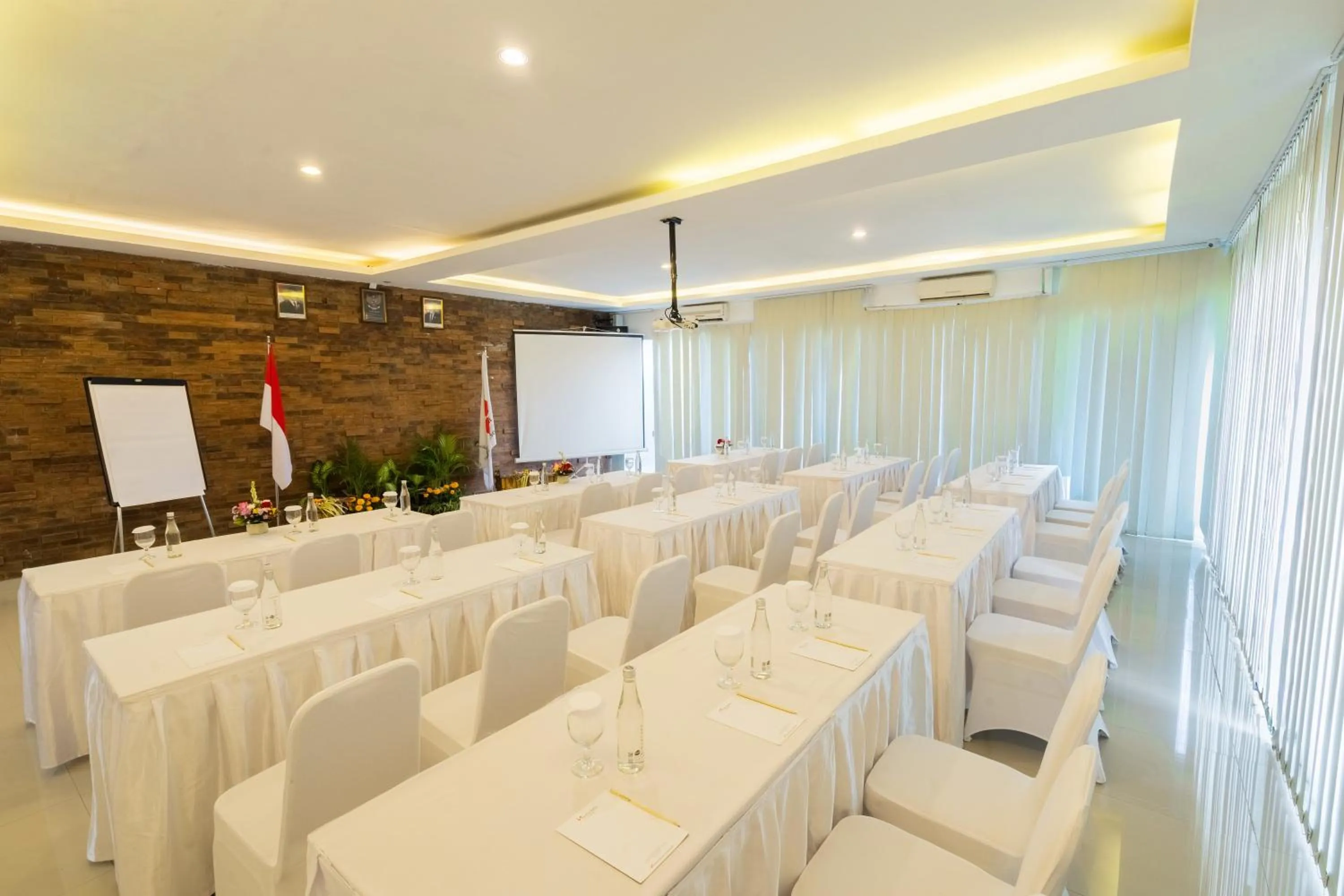 Meeting/conference room in Swiss-Belinn Seminyak