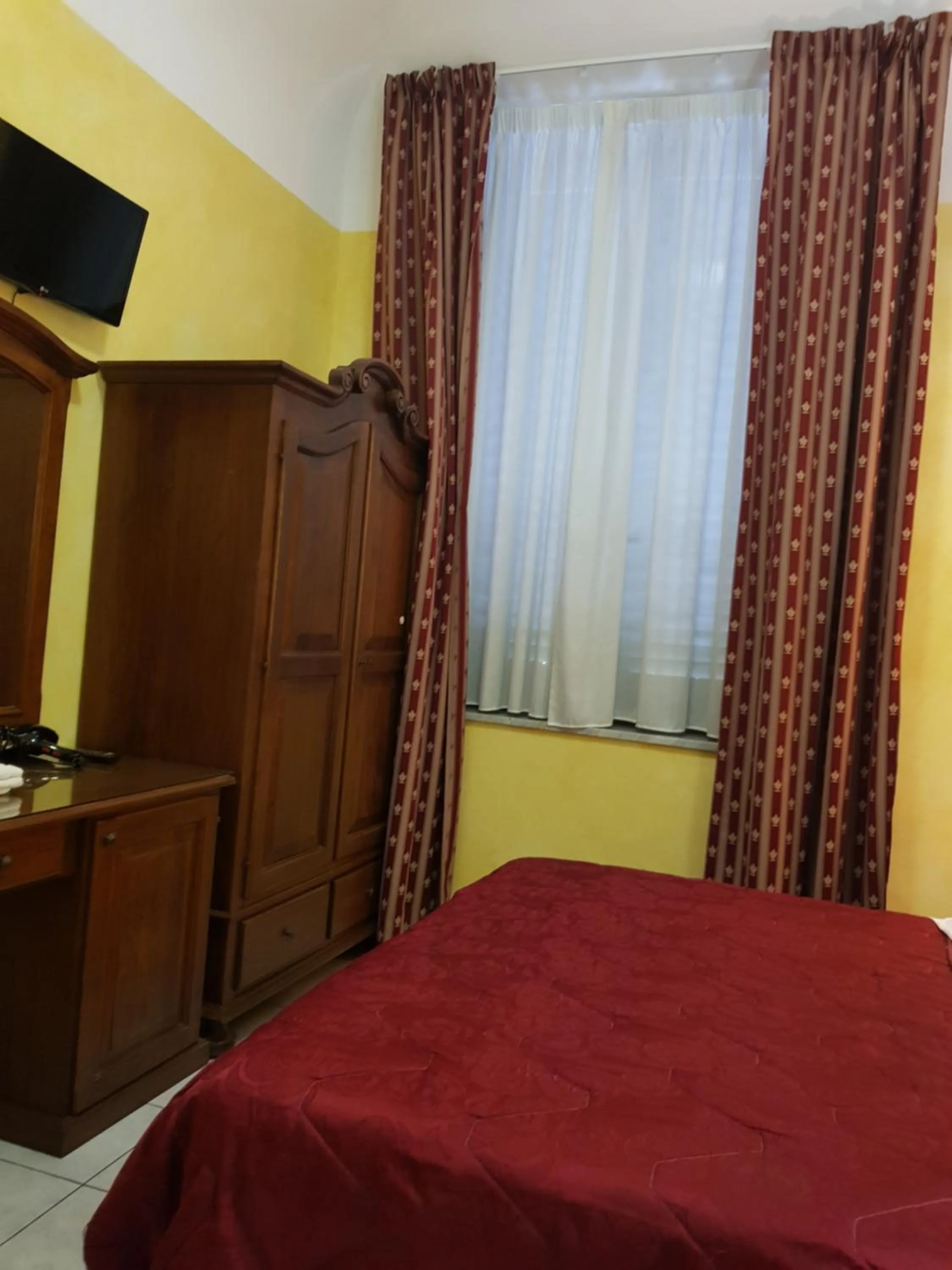 Property building, Bed in 3 Lati di Pitagora B&B