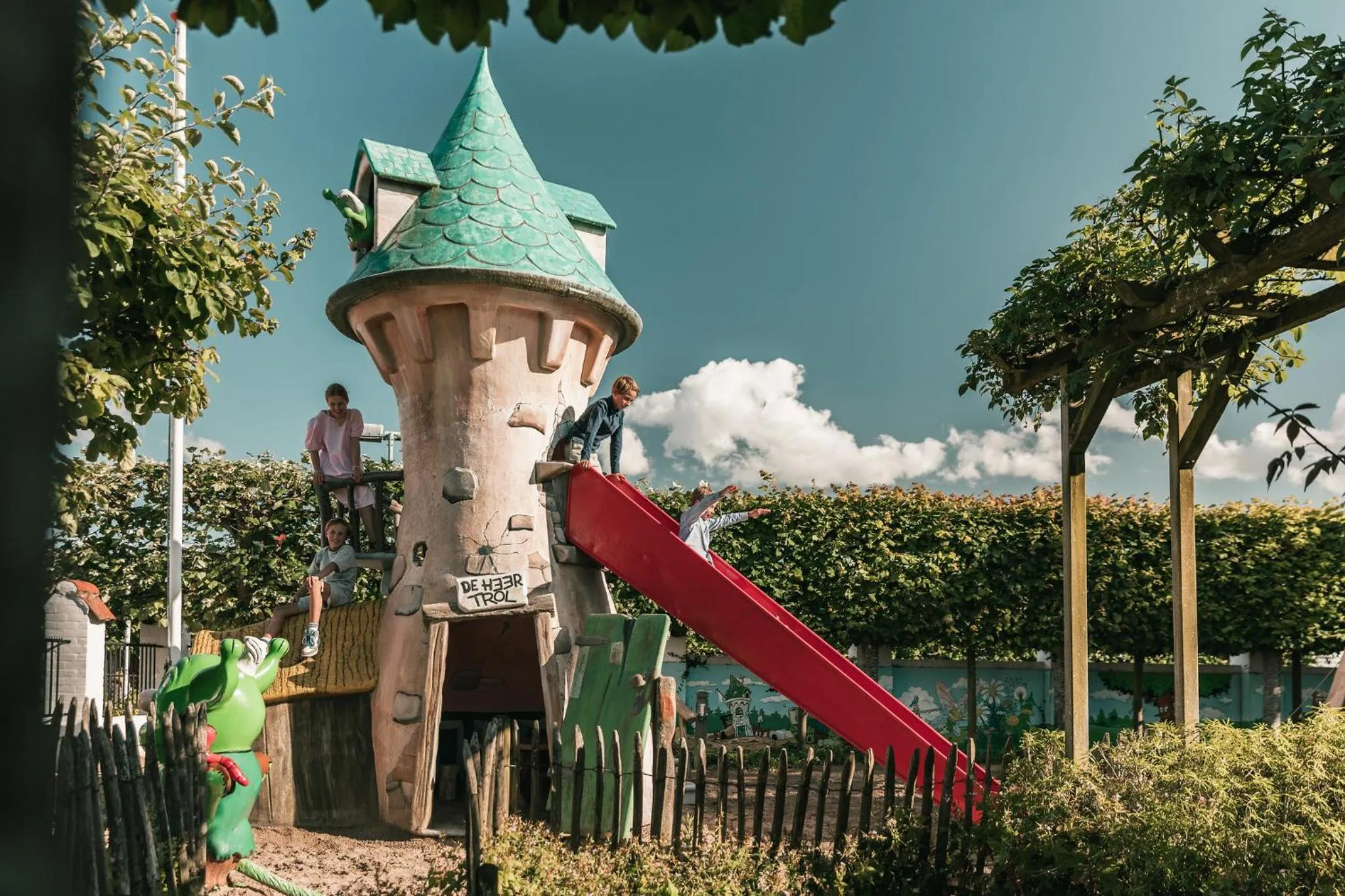 Children play ground in De Lindenhoeve Boutique Hotel