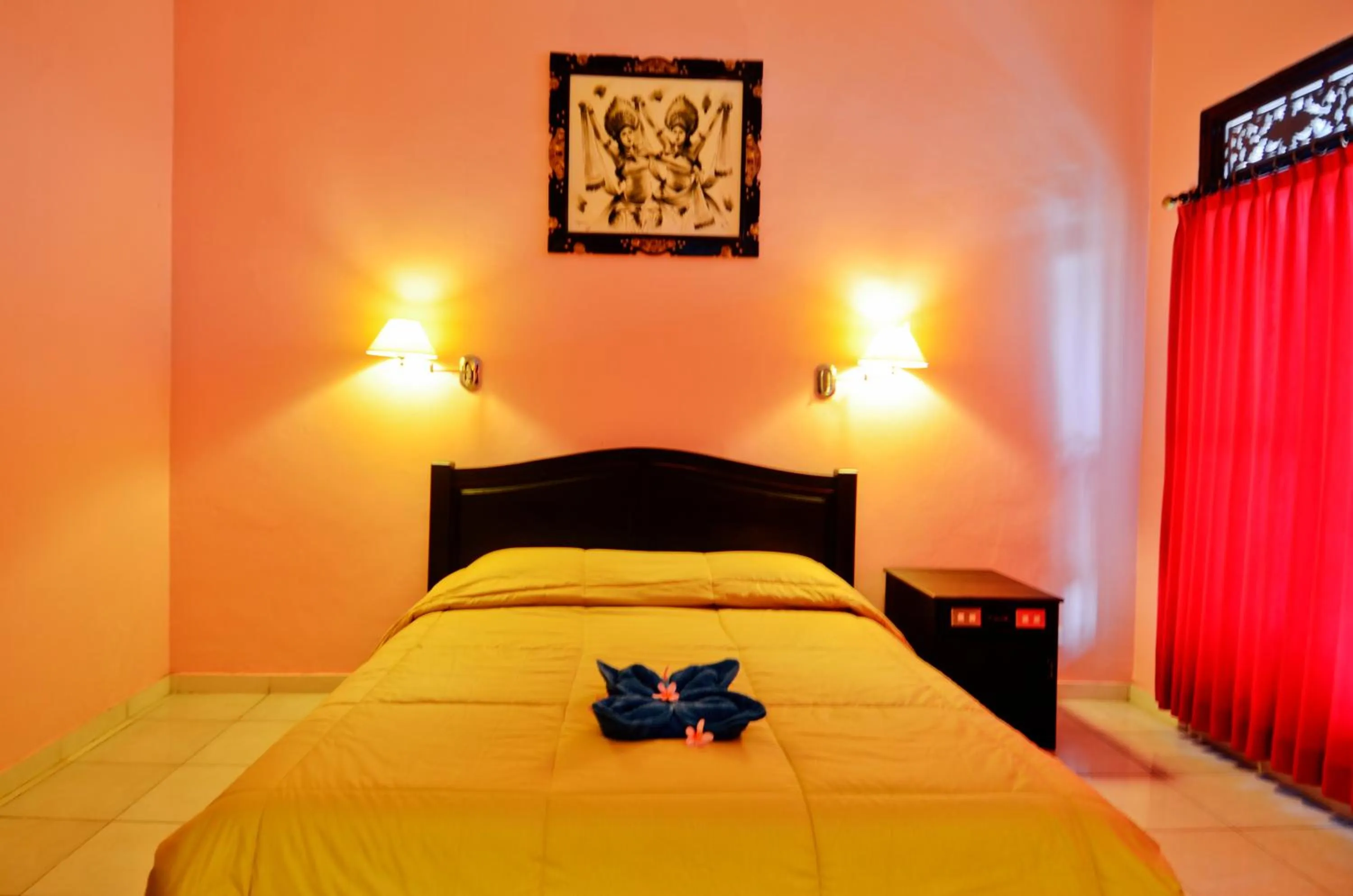 Bedroom, Bed in Pesona Beach Inn