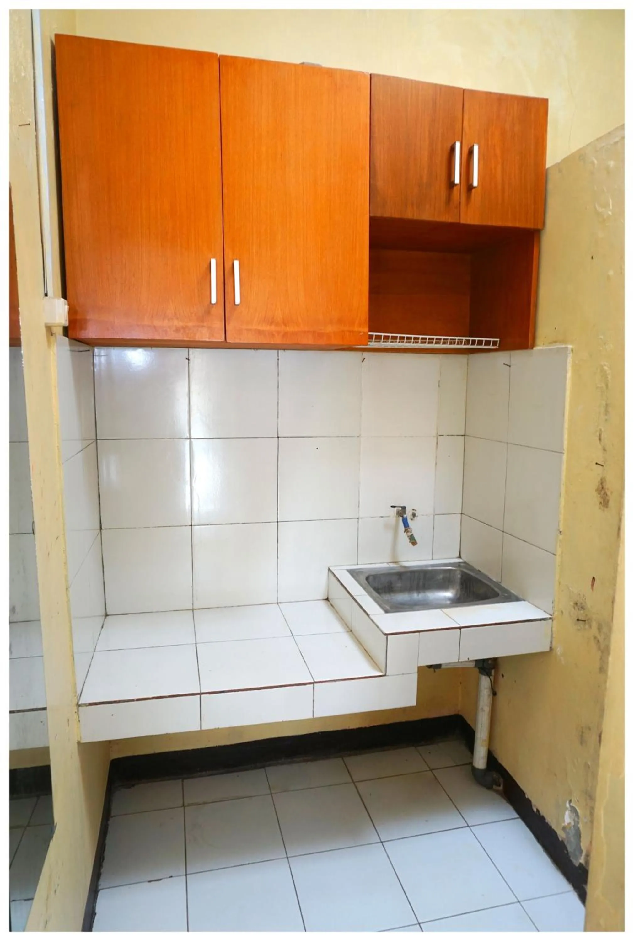 Kitchen or kitchenette in Budi House & Food Station