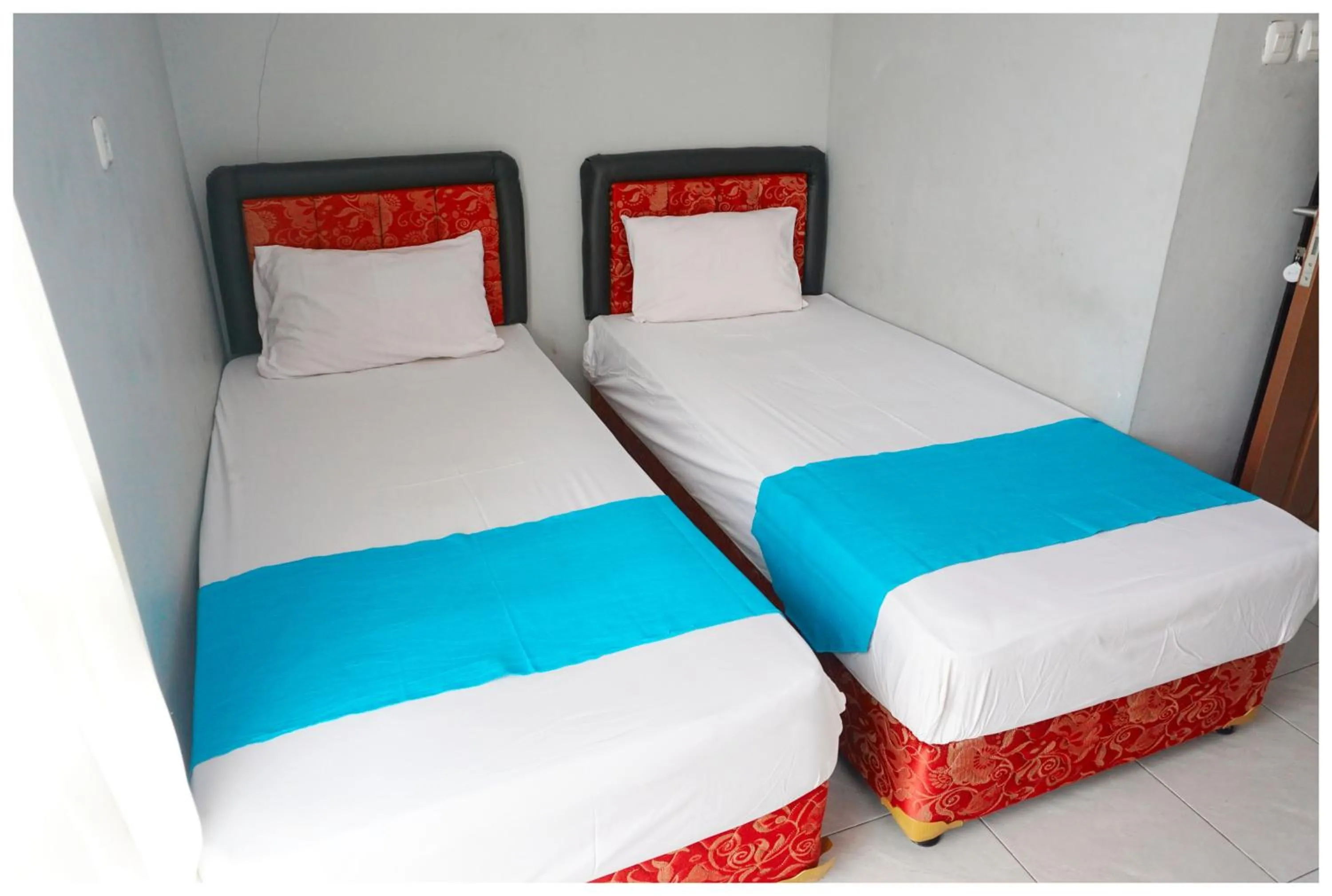 Bedroom, Bed in Budi House & Food Station