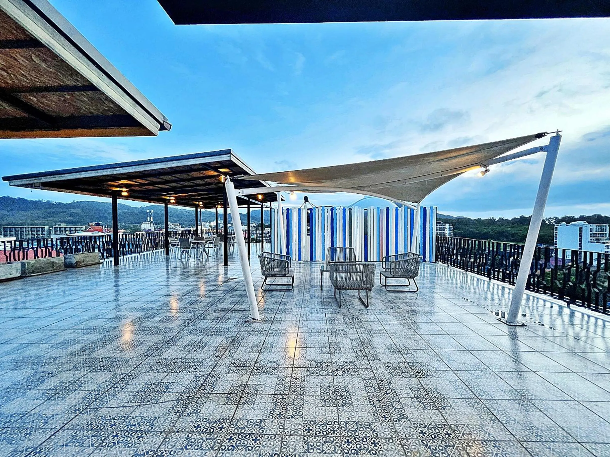 Inner courtyard view in The Sixteenth Naiyang Beach Hotel- Free Schedule Airport Shuttle