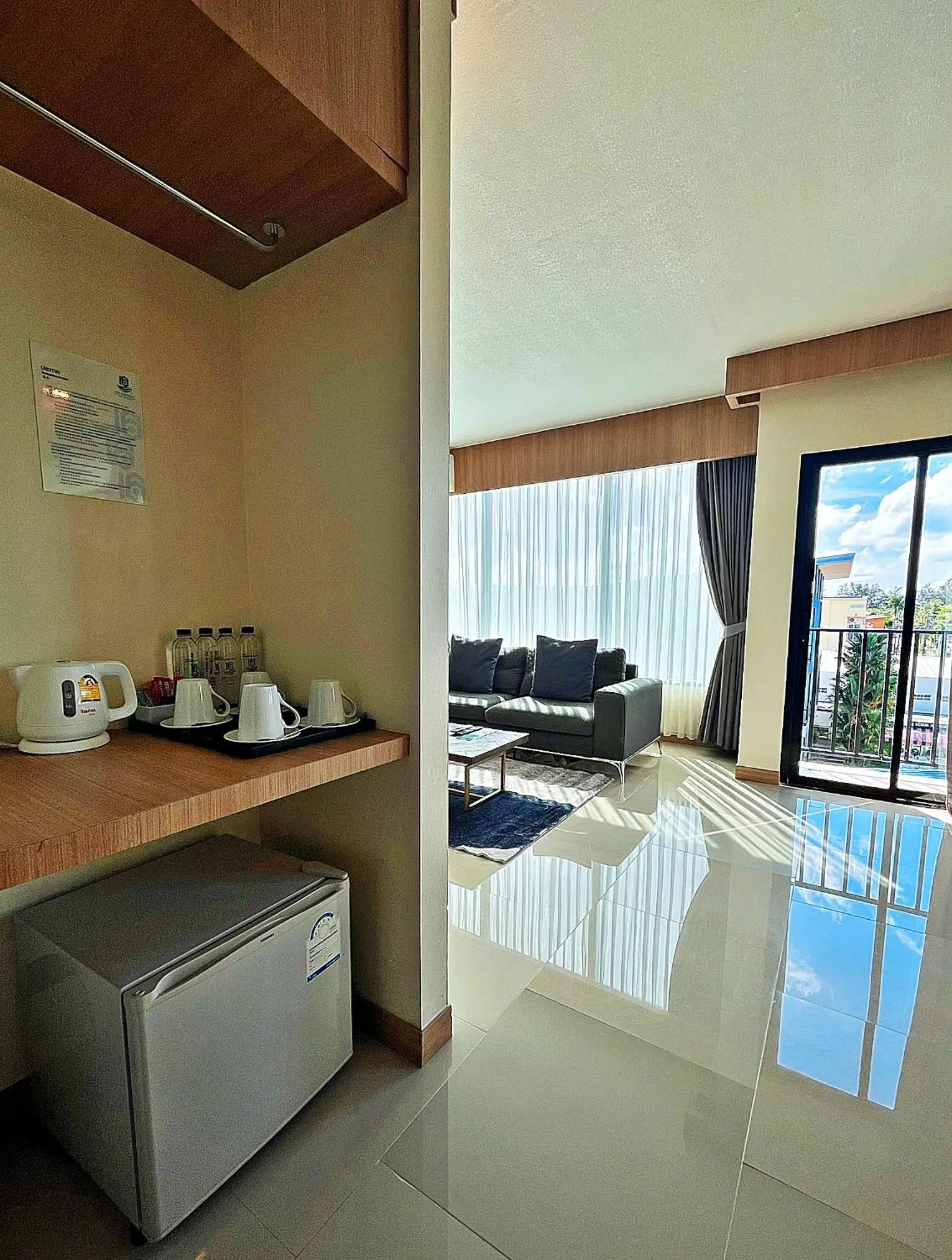 Coffee/tea facilities in The Sixteenth Naiyang Beach Hotel- Free Schedule Airport Shuttle