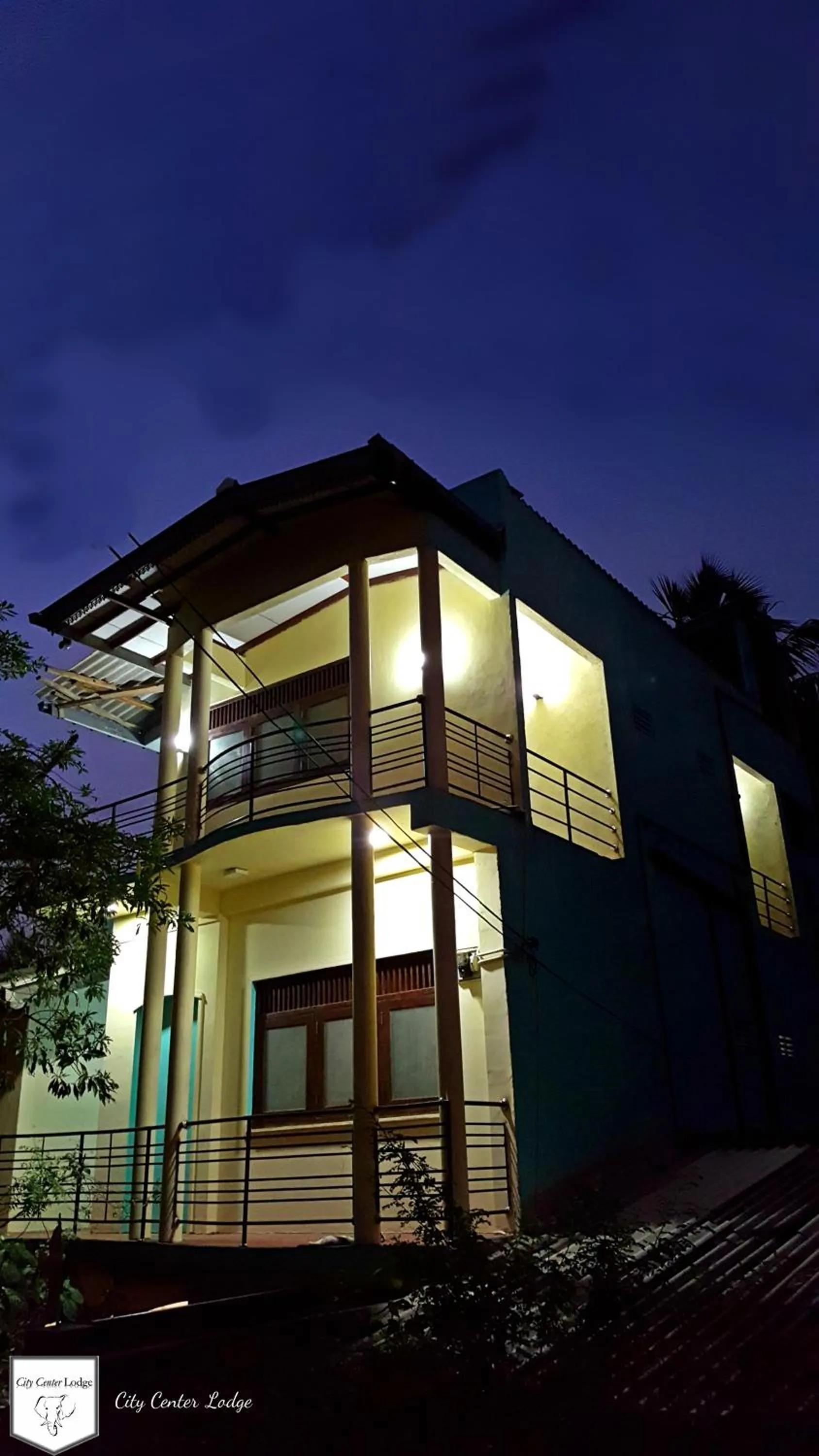 Property building in City Centre Lodge