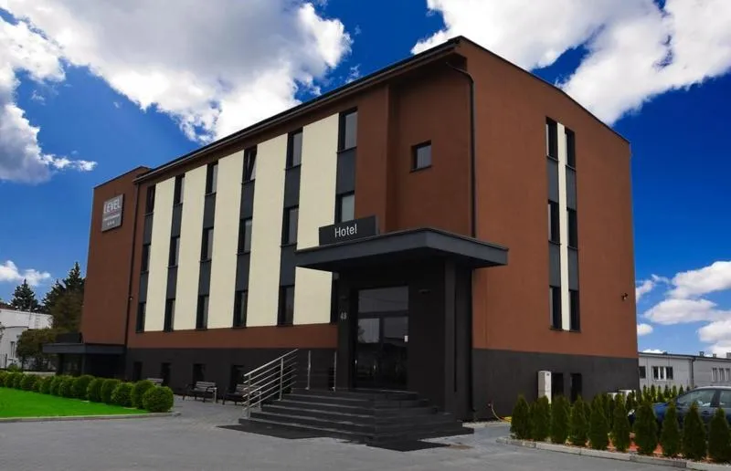 Property building in Hotel Level