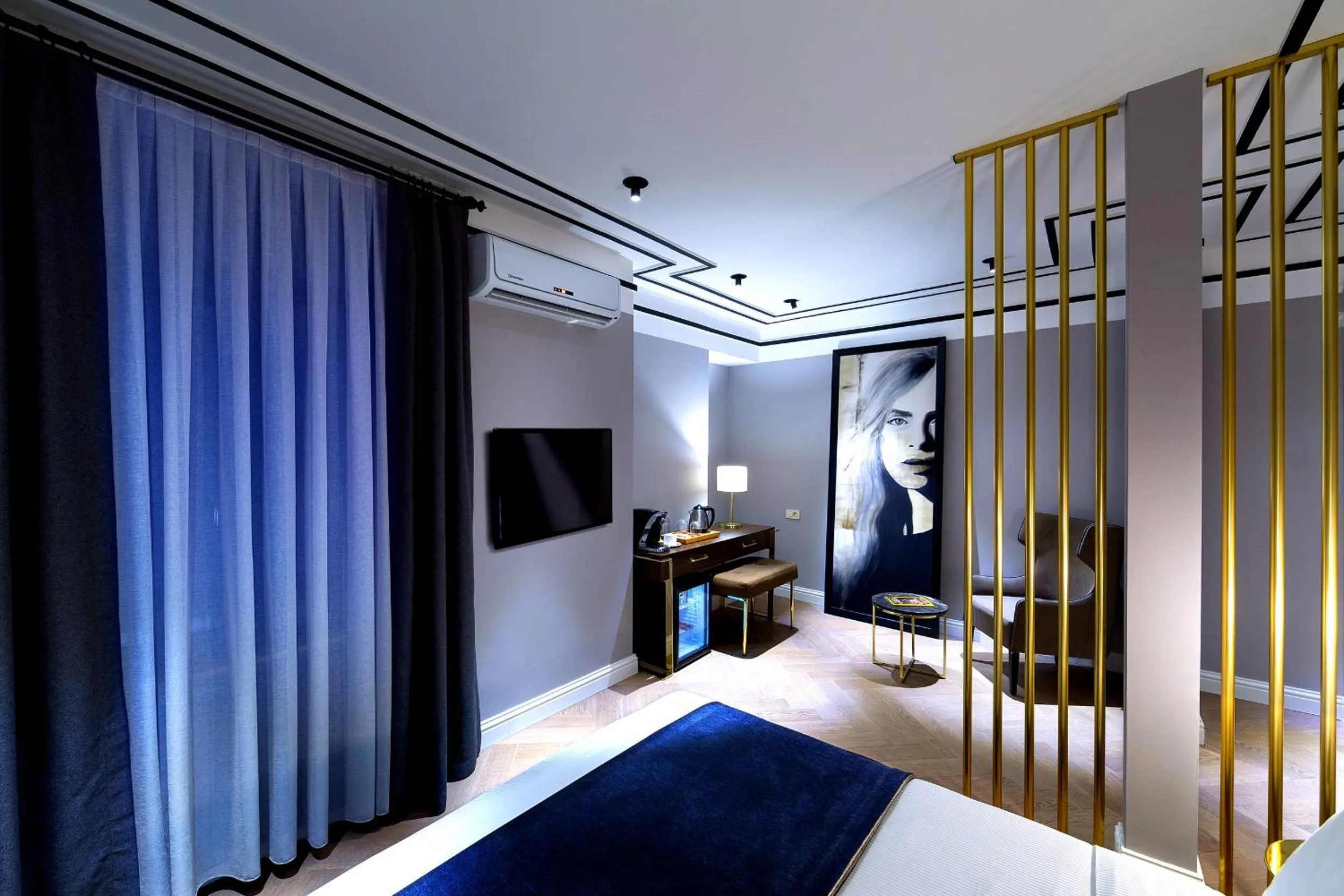 TV and multimedia, Bed in Walton Hotels Galata