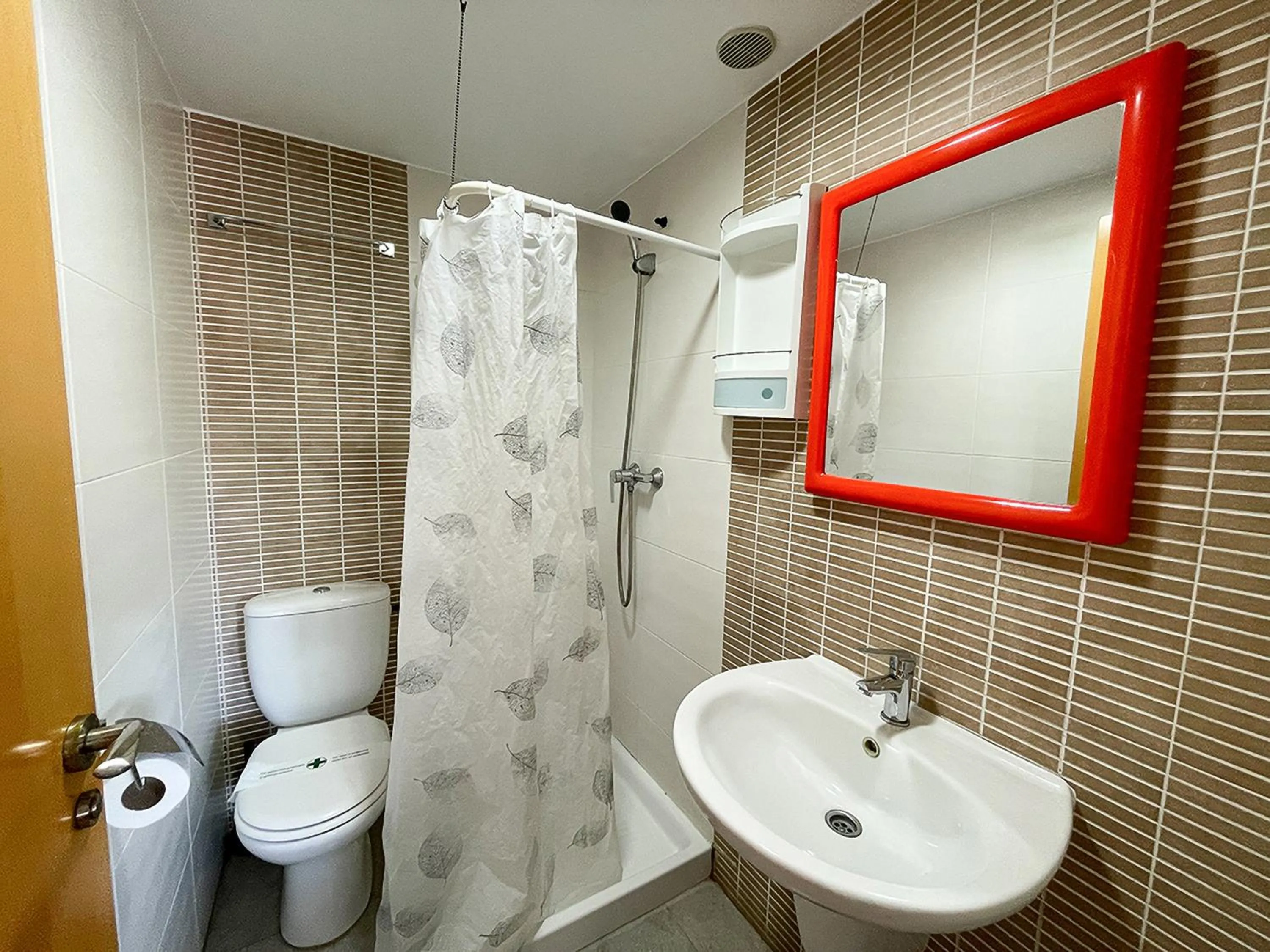 Bathroom in Apartamentos Gandía Centro 3000