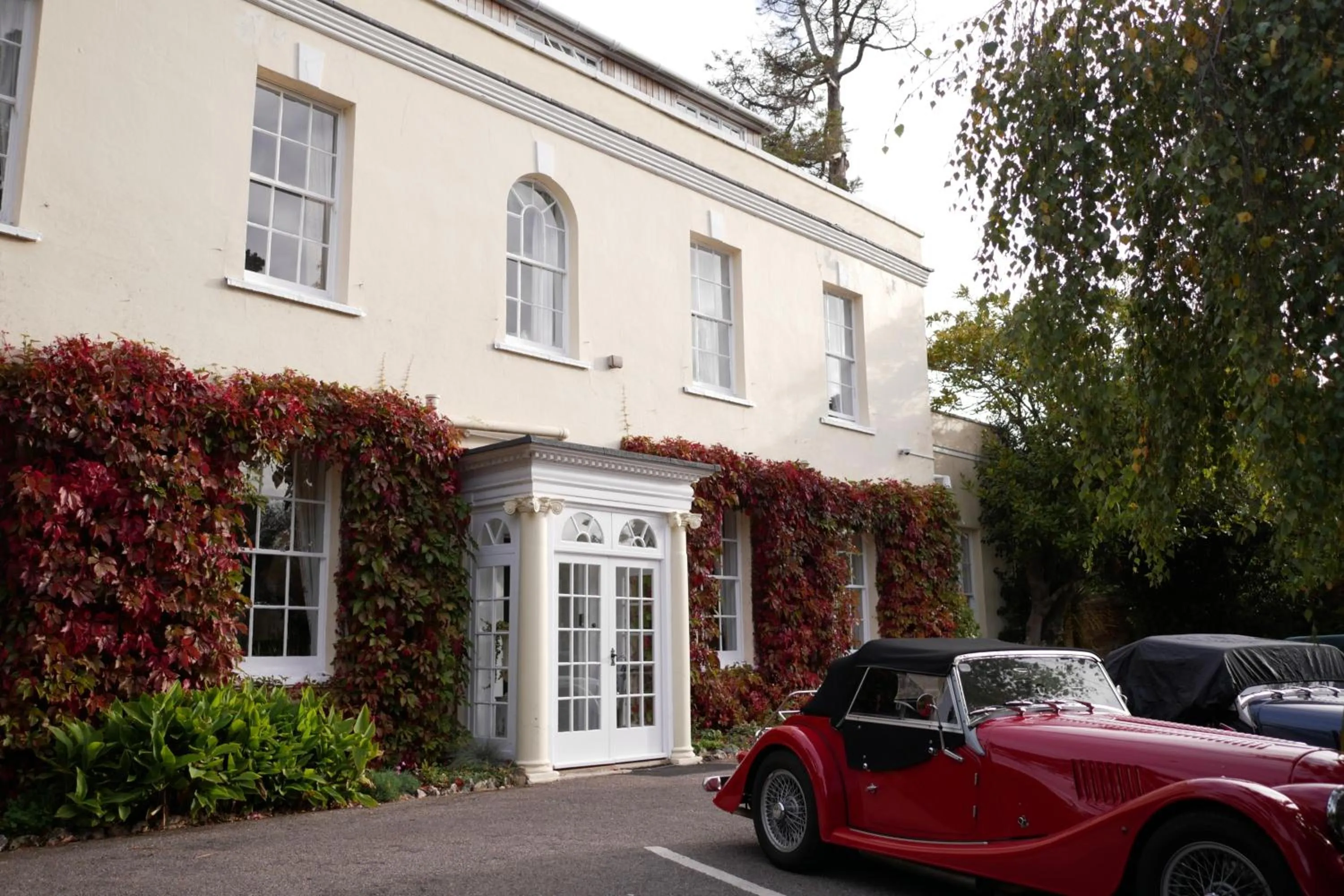 Property building in Hunters Moon Hotel