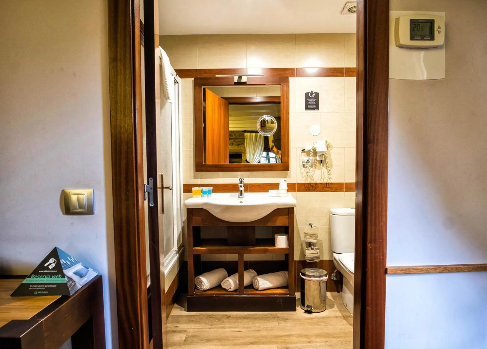 Bathroom in Hotel Alda Bonaval