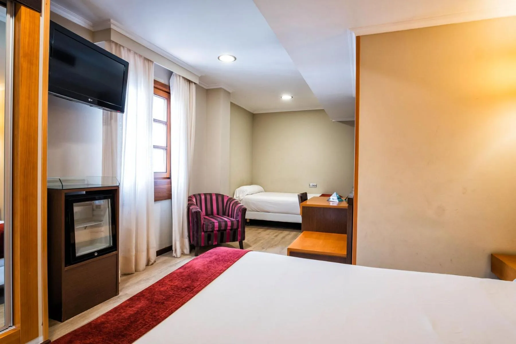 Bedroom, Bed in Hotel Alda Bonaval