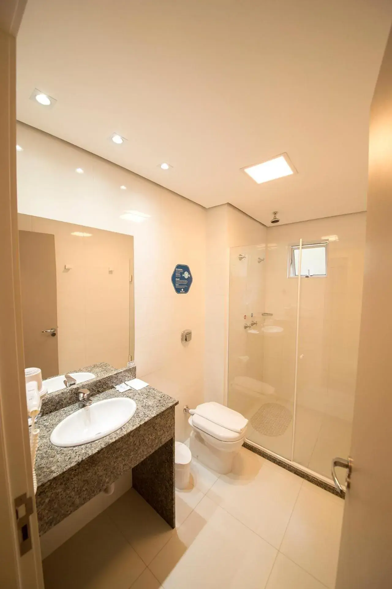 Deluxe Queen Room in Hotel Hiber Chapeco Deluxe Queen Room in Hotel Hiber Chapeco