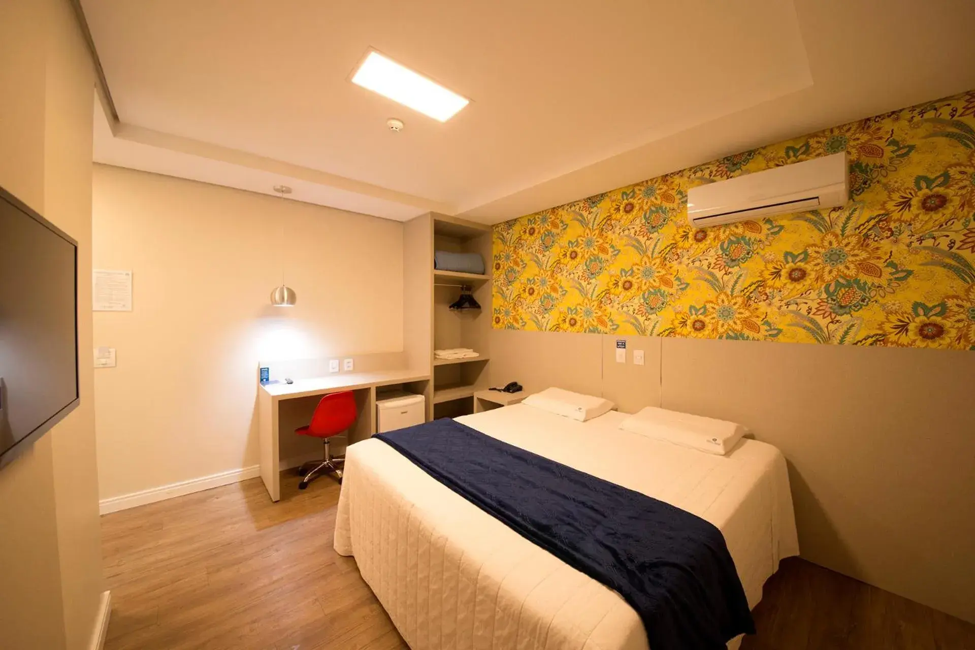 Deluxe Queen Room - single occupancy in Hiber Hotel - Acesso a Chapecó Deluxe Queen Room - single occupancy in Hiber Hotel - Acesso a Chapecó