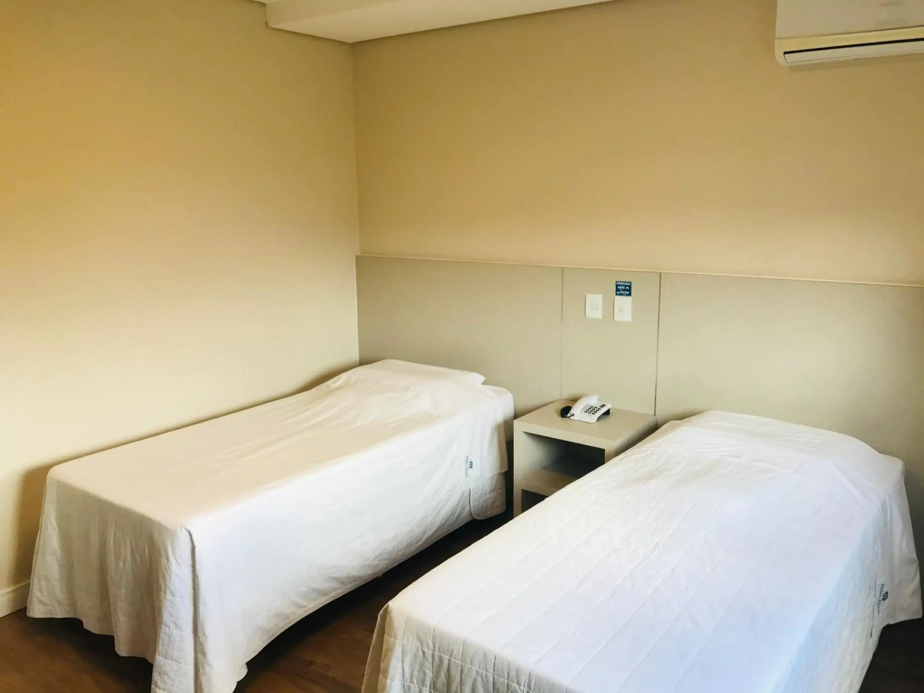 Quadruple Room - single occupancy in Hiber Hotel - Acesso a Chapecó Quadruple Room - single occupancy in Hiber Hotel - Acesso a Chapecó