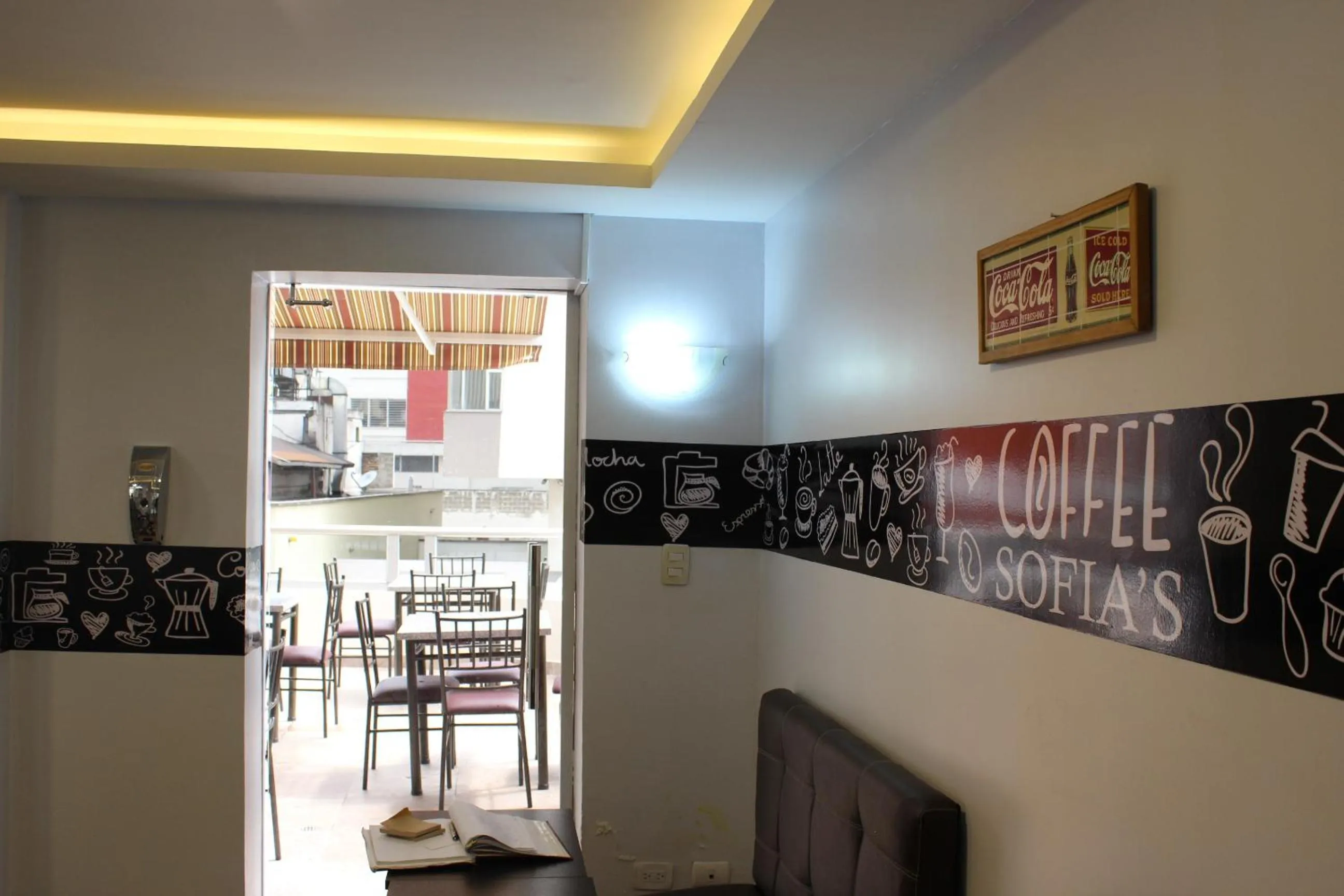 Lounge or bar in Hotel Saint Thomas