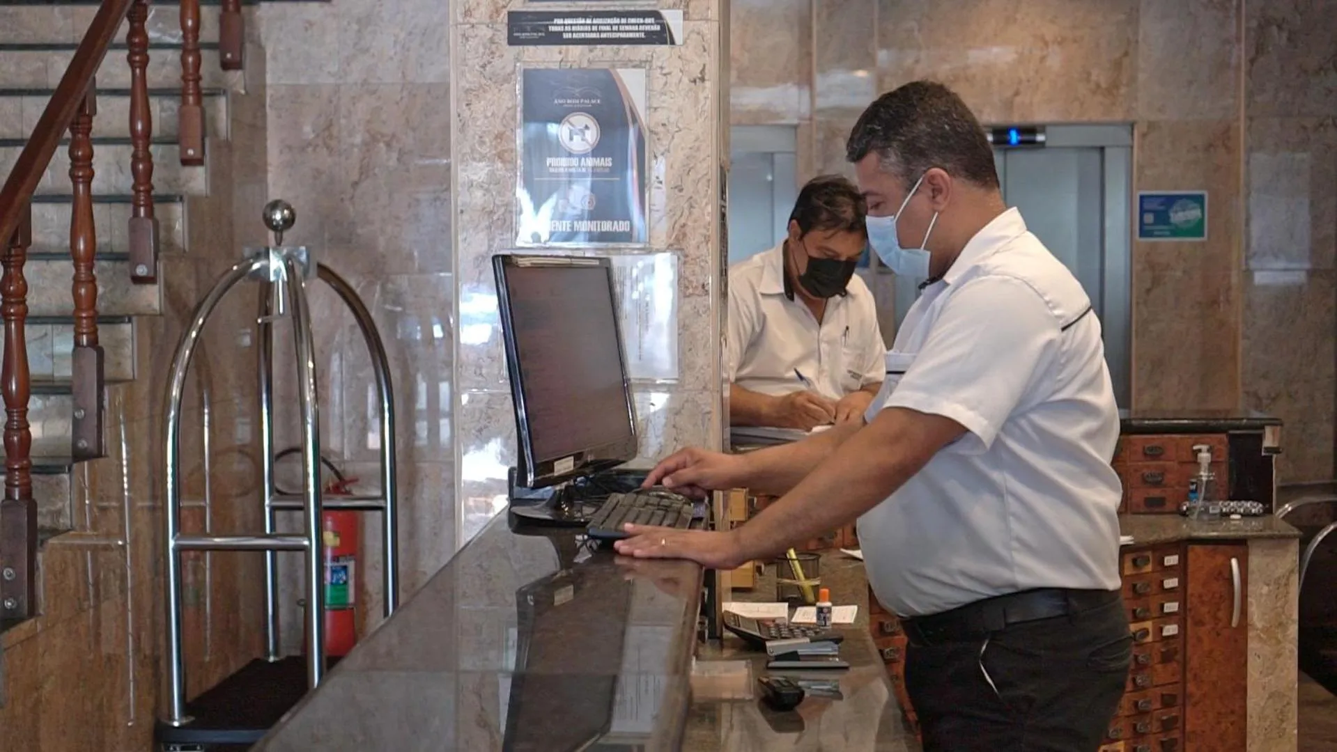 Staff in Ano Bom Palace Hotel