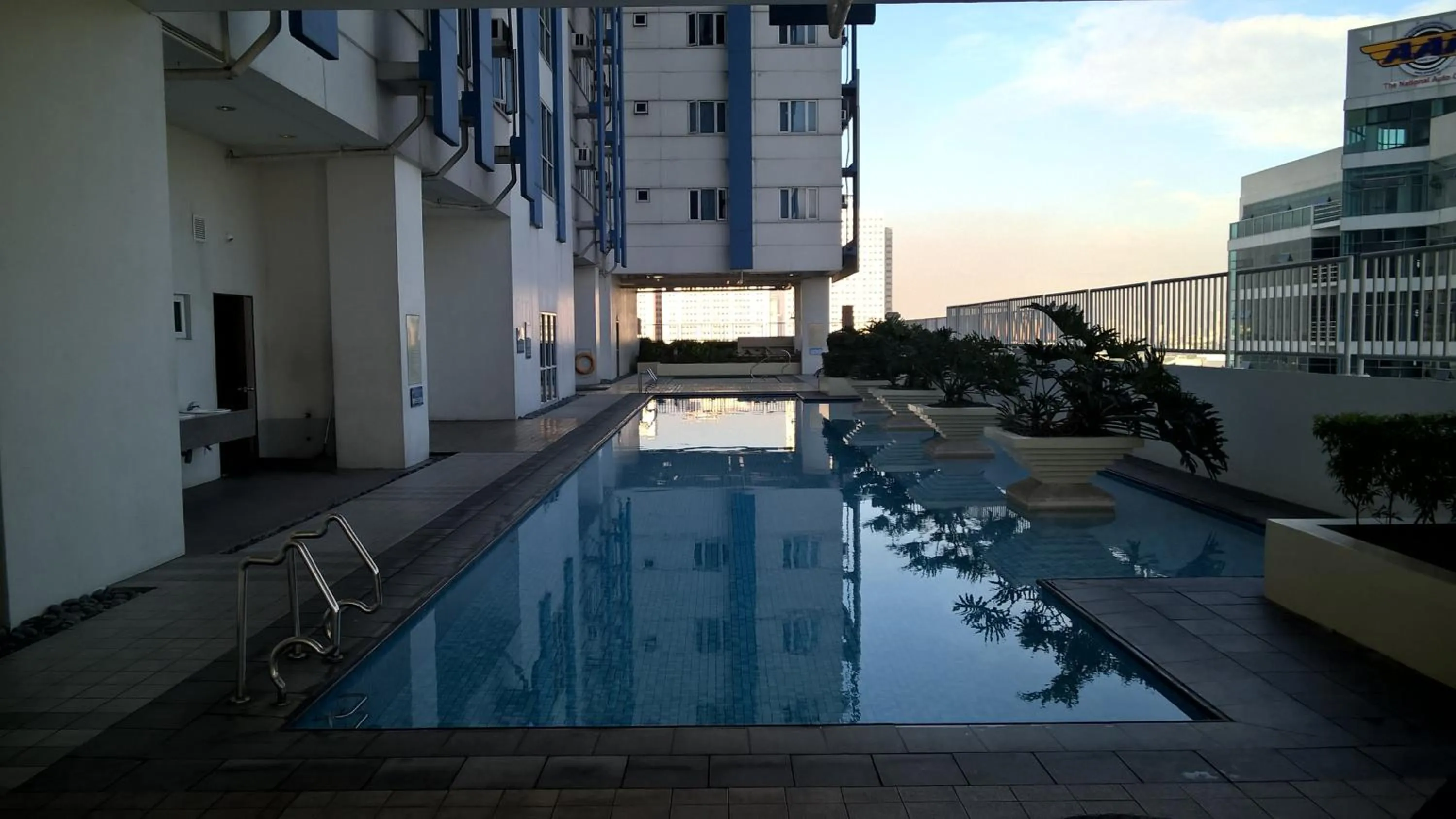 Swimming pool in Studio Deluxe Apartment in Princeton Residences