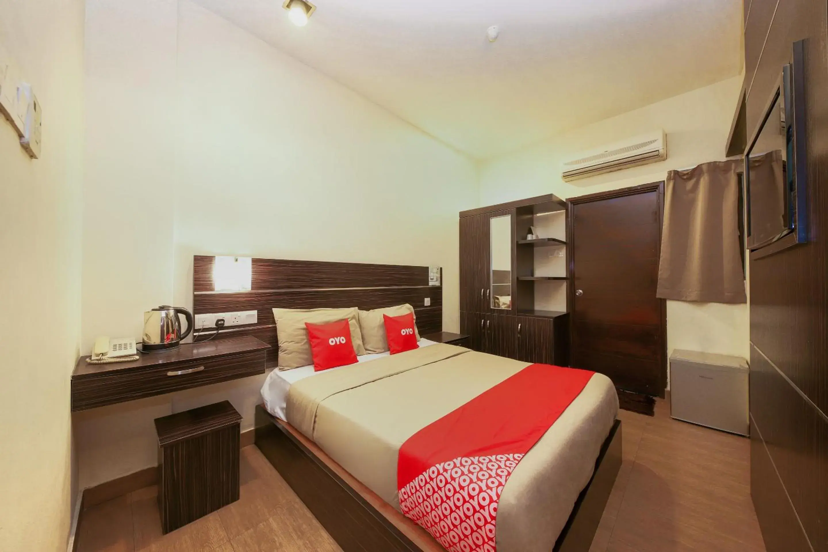 OYO 108 Golden Palace Hotel OYO 108 Golden Palace Hotel