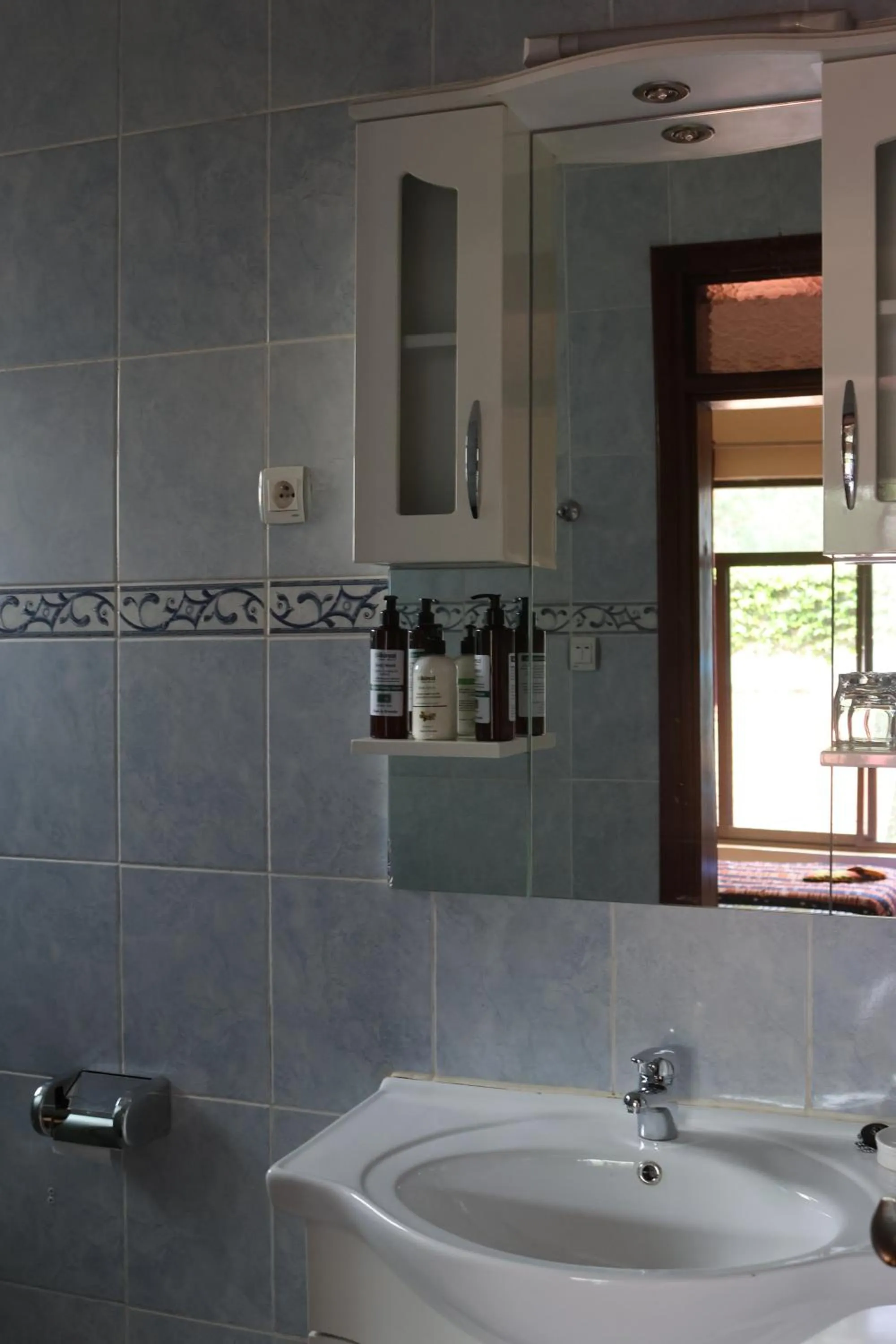 Bathroom in Umusambi B&B