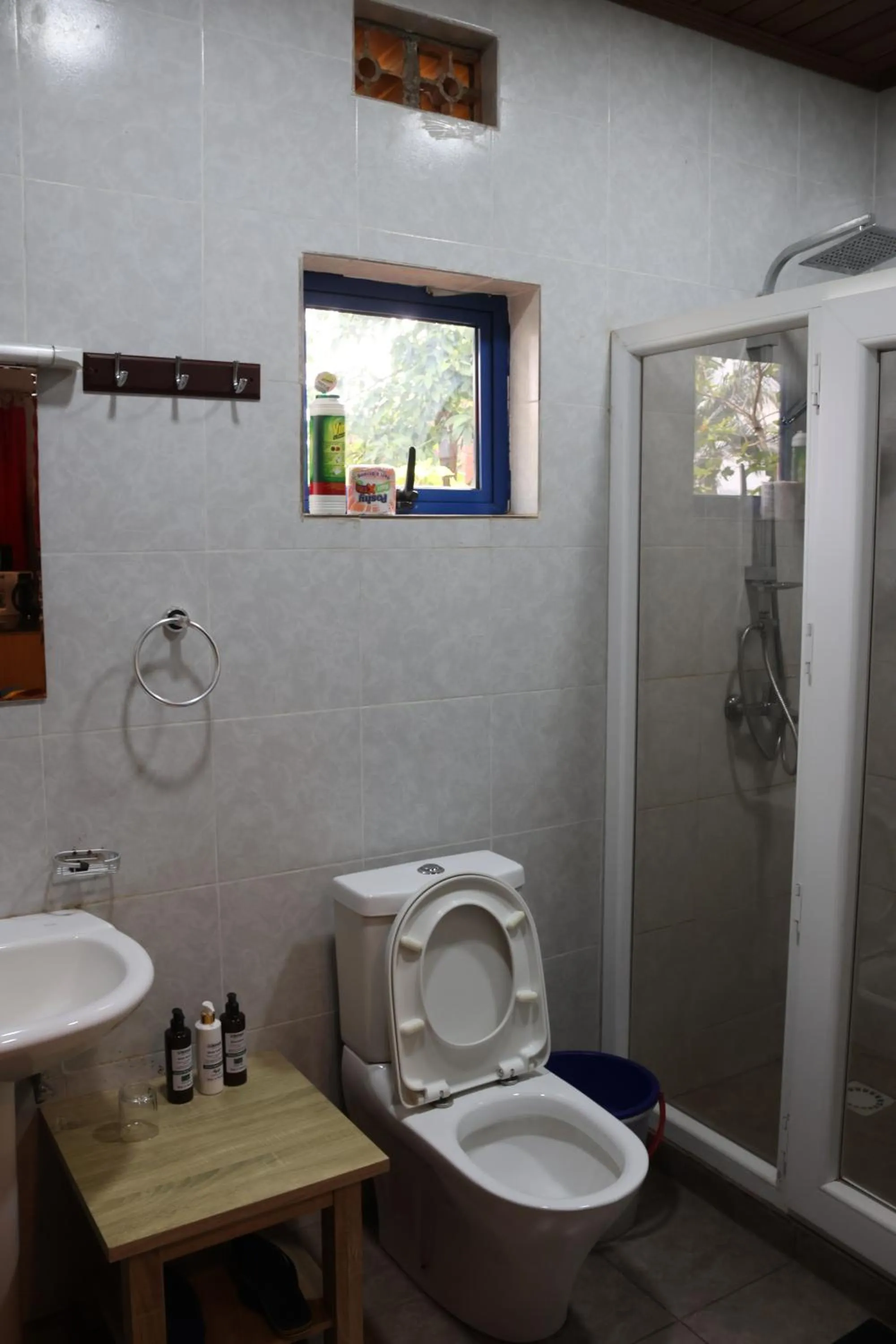 Shower in Umusambi B&B