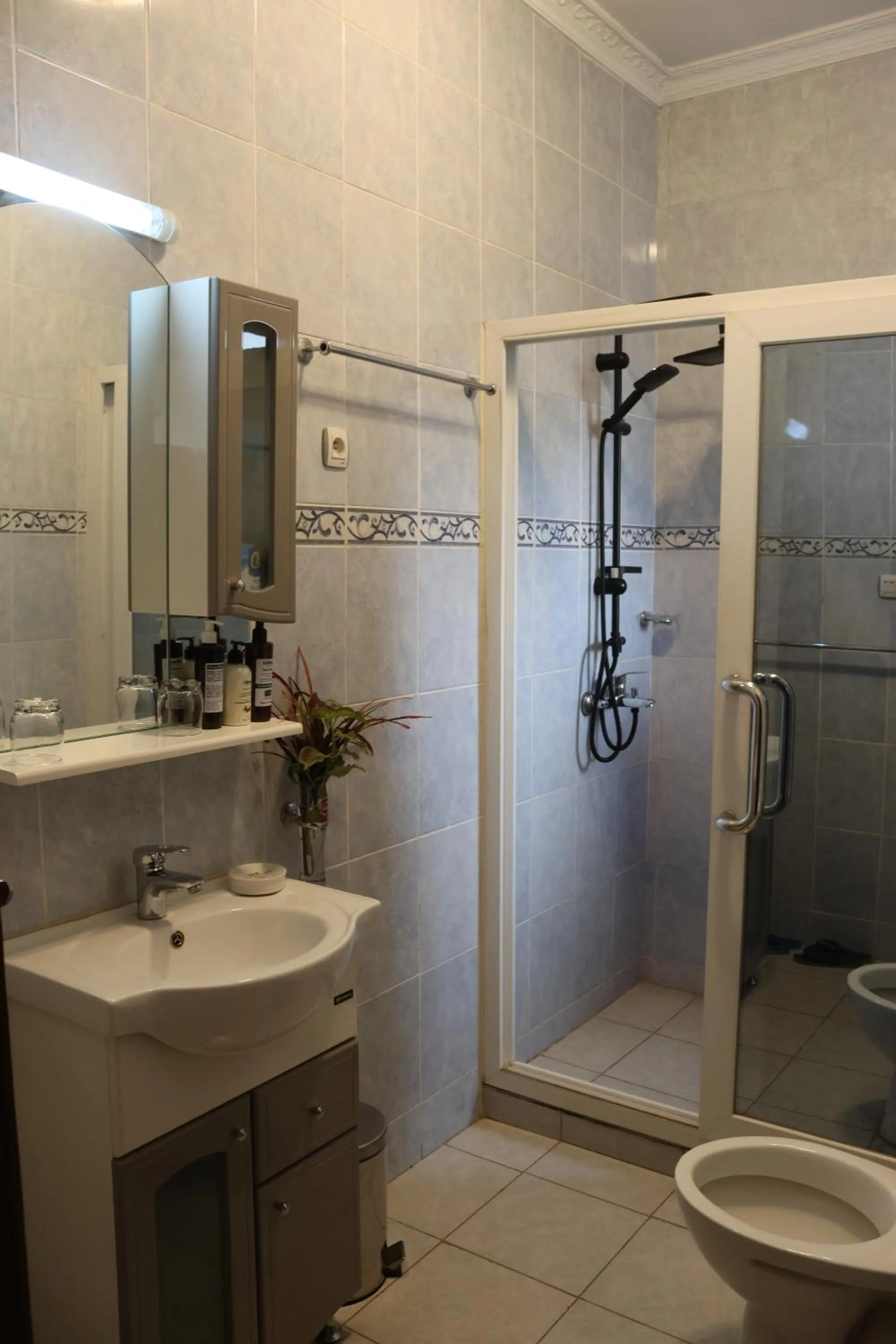 Bathroom in Umusambi B&B