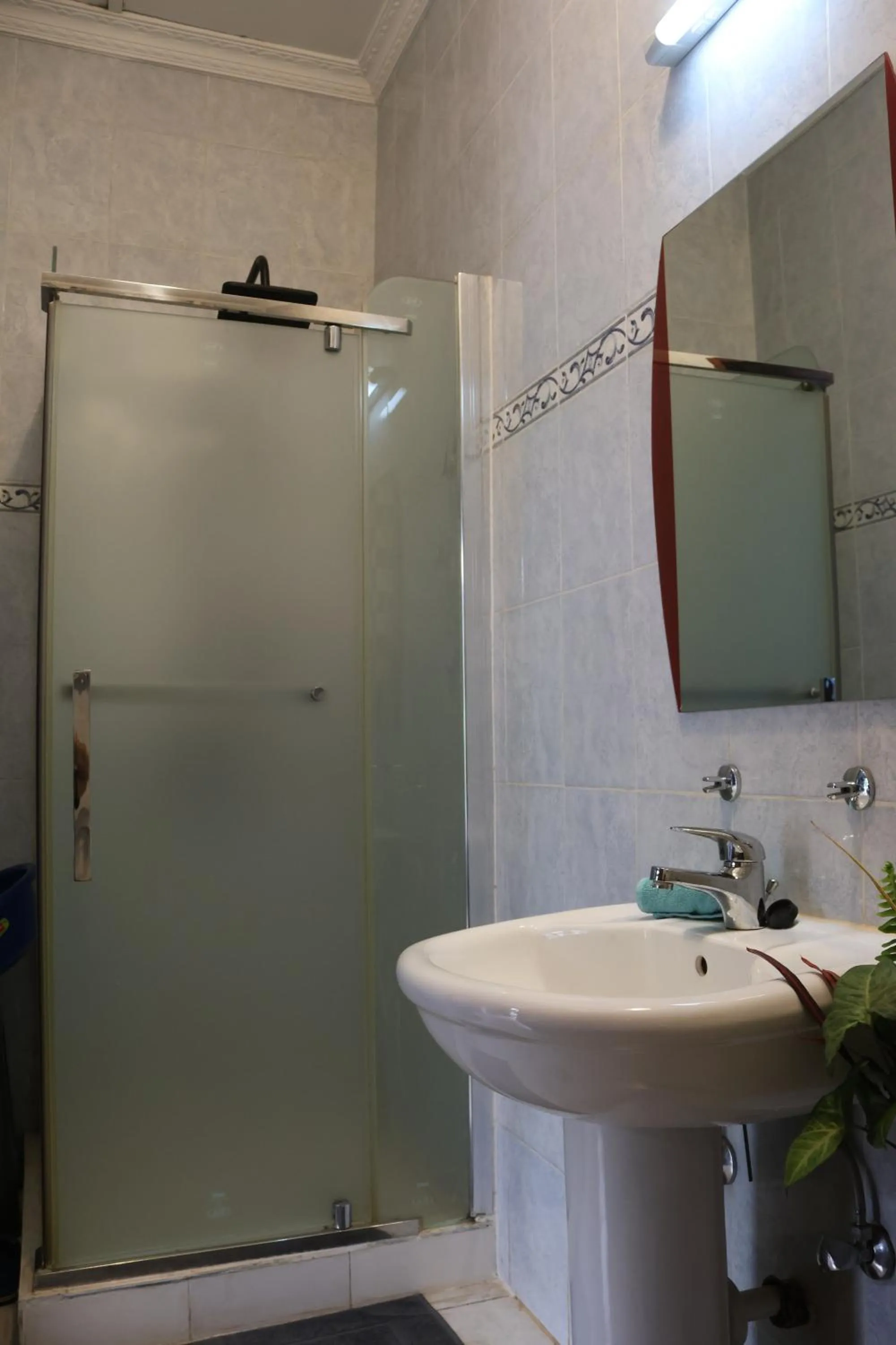 Bathroom in Umusambi B&B