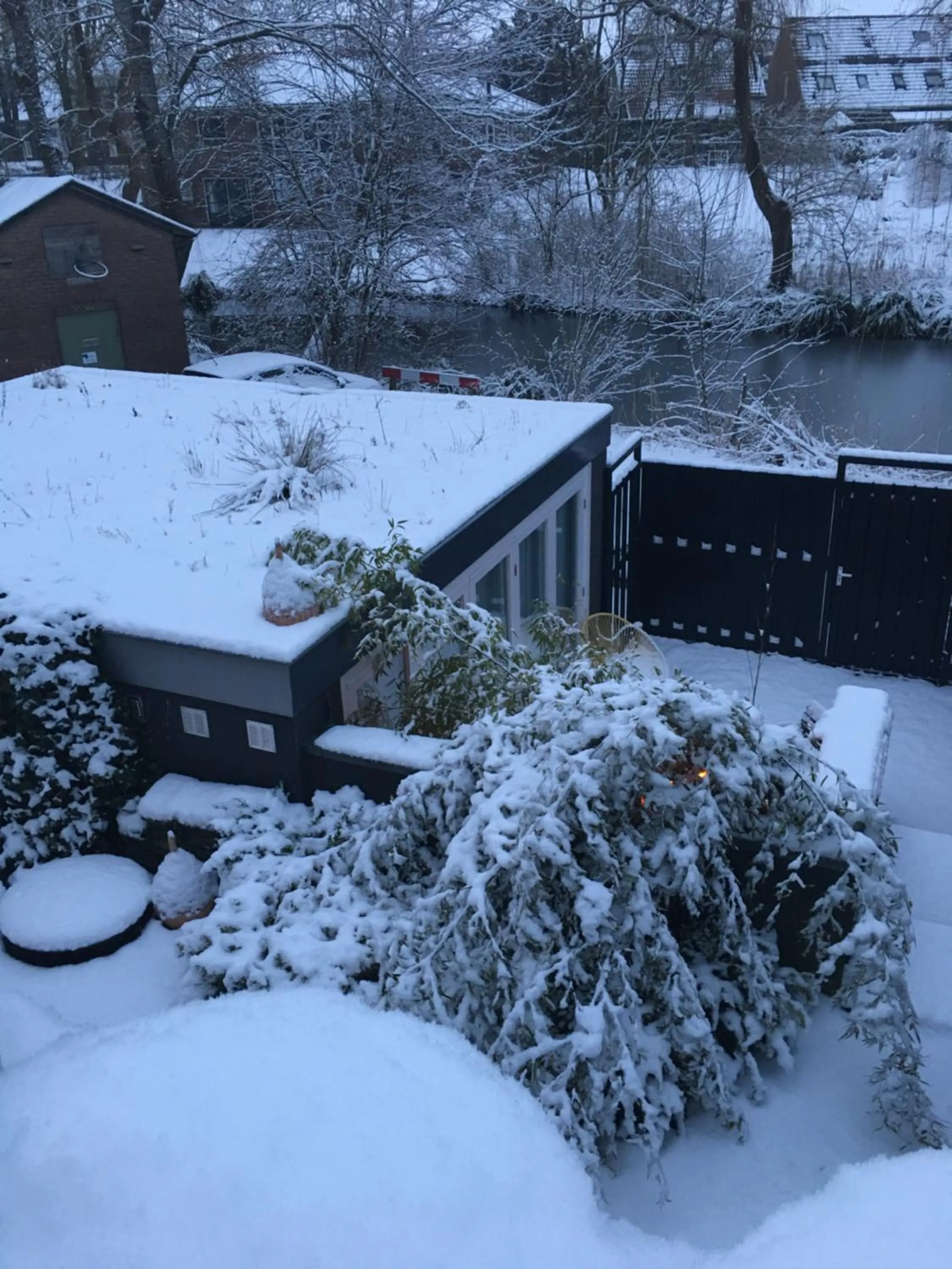 Property building in Naar Ineke