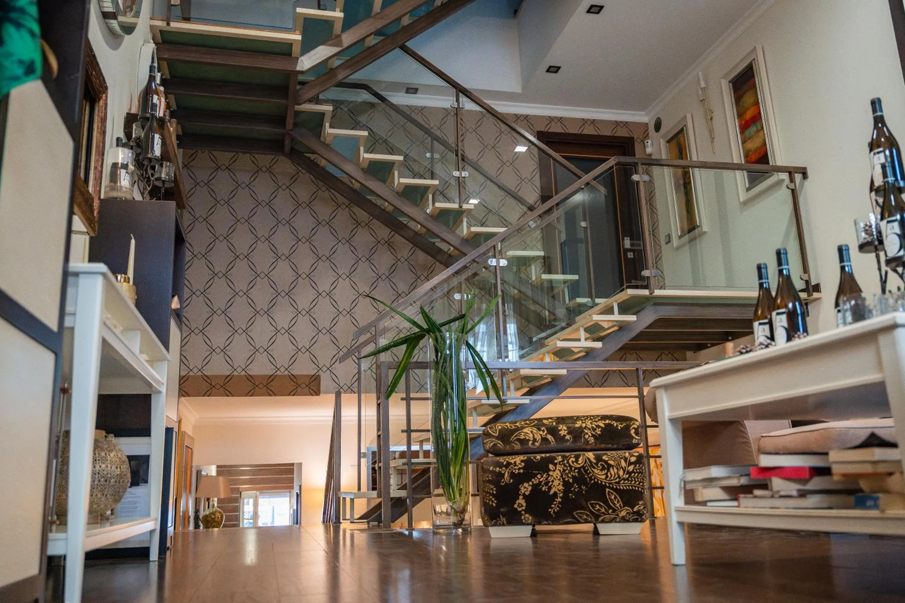 Opus One Luxury Guest House & Wine