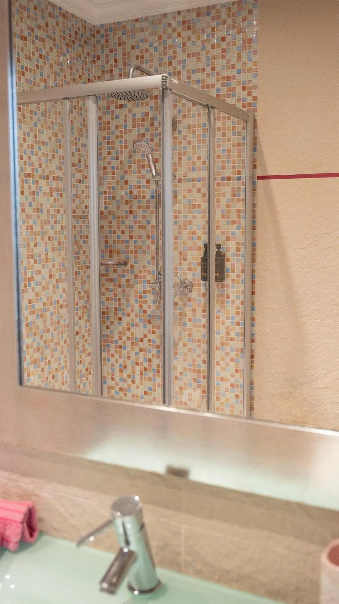 Opus One Luxury Guest House & Wine