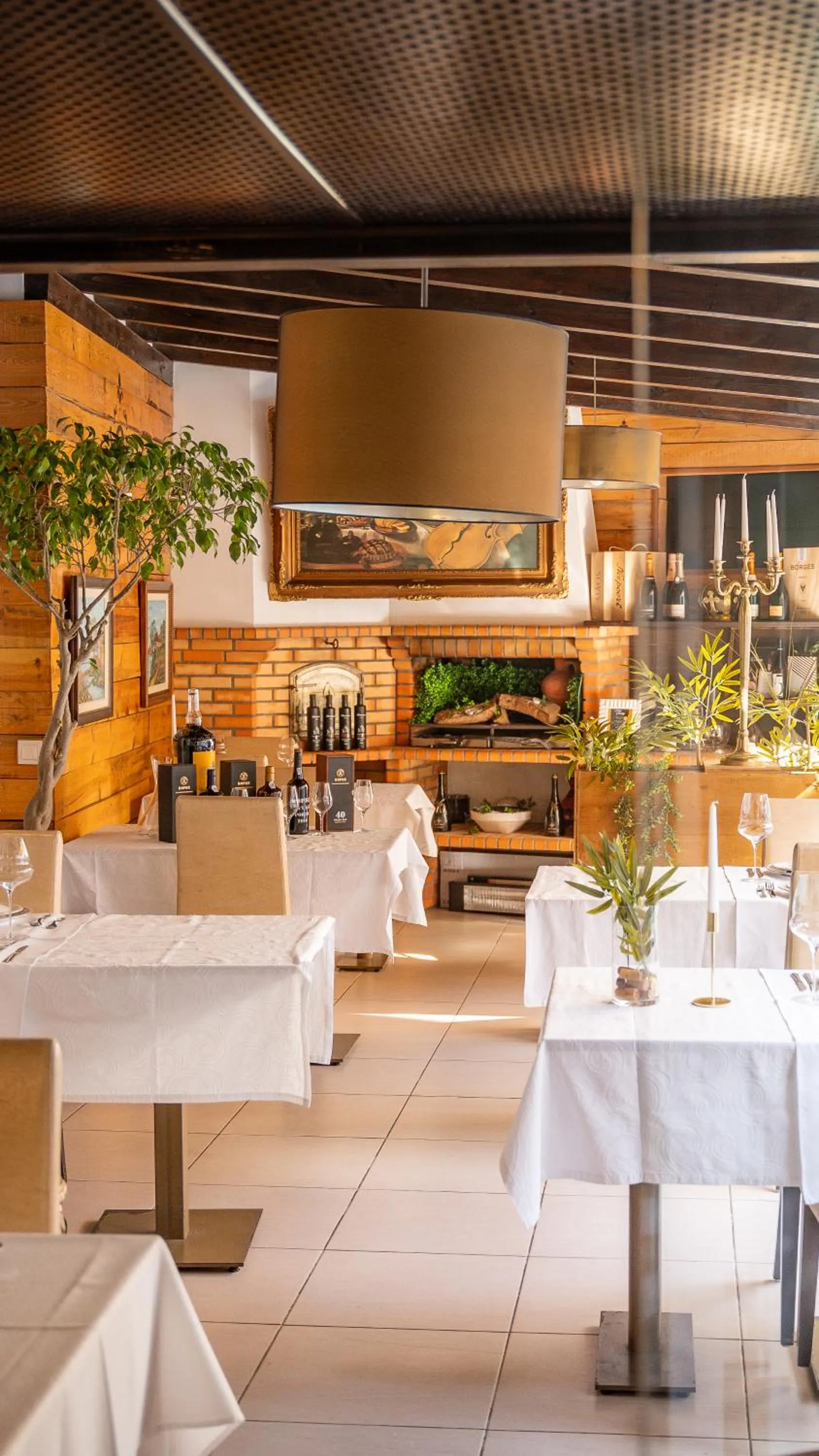 Opus One Luxury Guest House & Wine