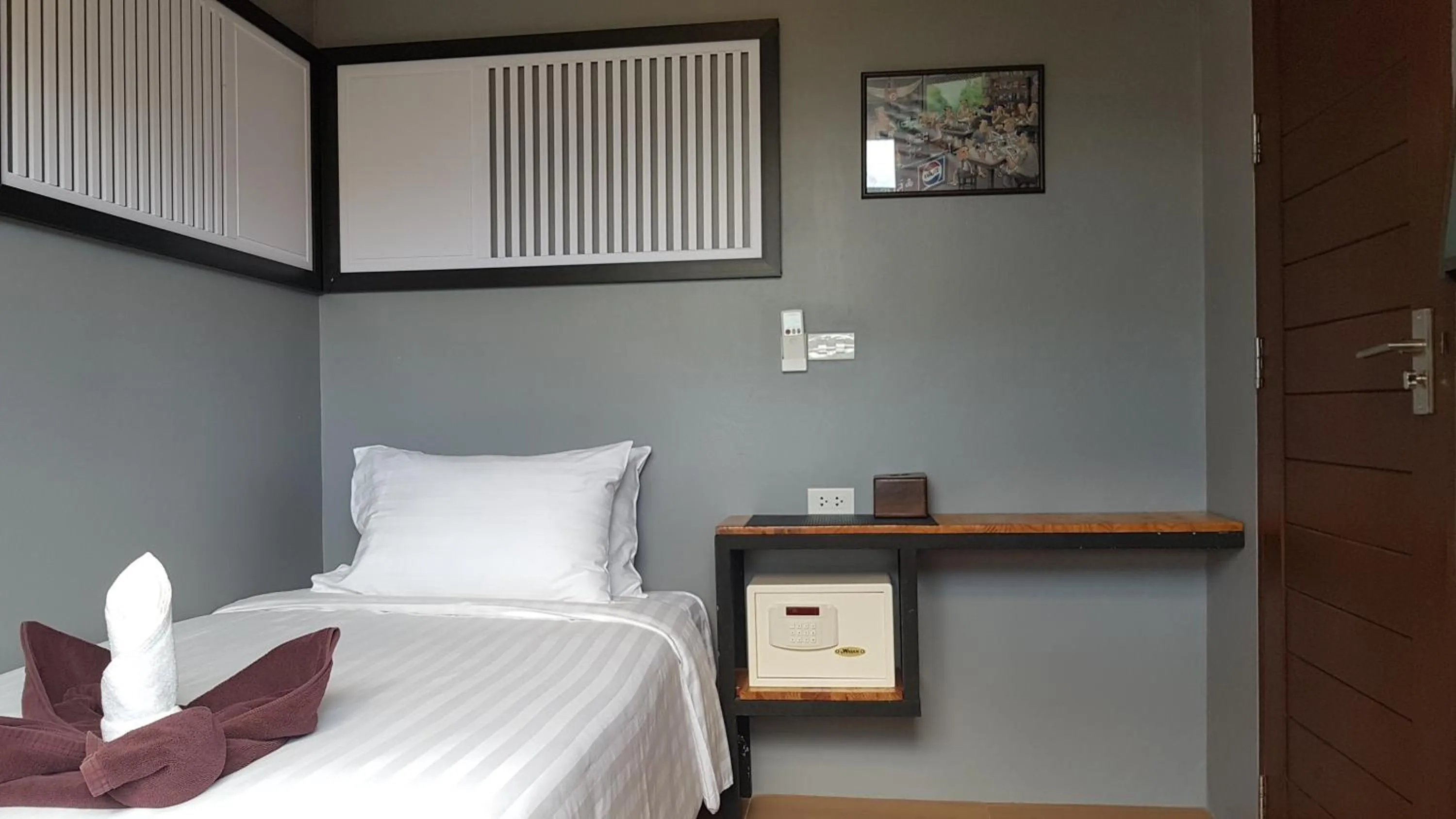 Bed in Balcony Villa